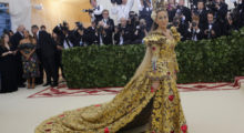 Actress Sarah Jessica Parker arrives at the Metropolitan Museum of Art Costume Institute Gala (Met Gala) to celebrate the opening of ìHeavenly Bodies: Fashion and the Catholic Imaginationî in the Manhattan borough of New York, U.S., May 7, 2018. REUTERS/Eduardo Munoz