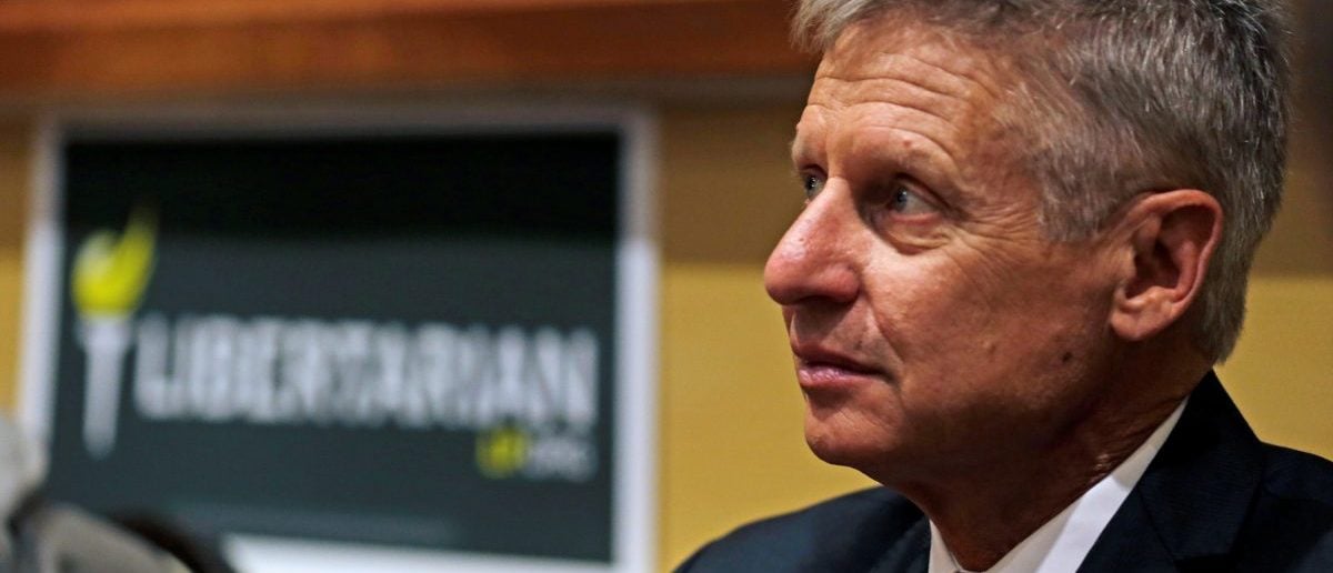 Libertarian Party presidential candidate Gary Johnson looks on during National Convention held at the Rosen Center in Orlando, Florida, May 29, 2016.  REUTERS/Kevin Kolczynski - RTX2EQ7N