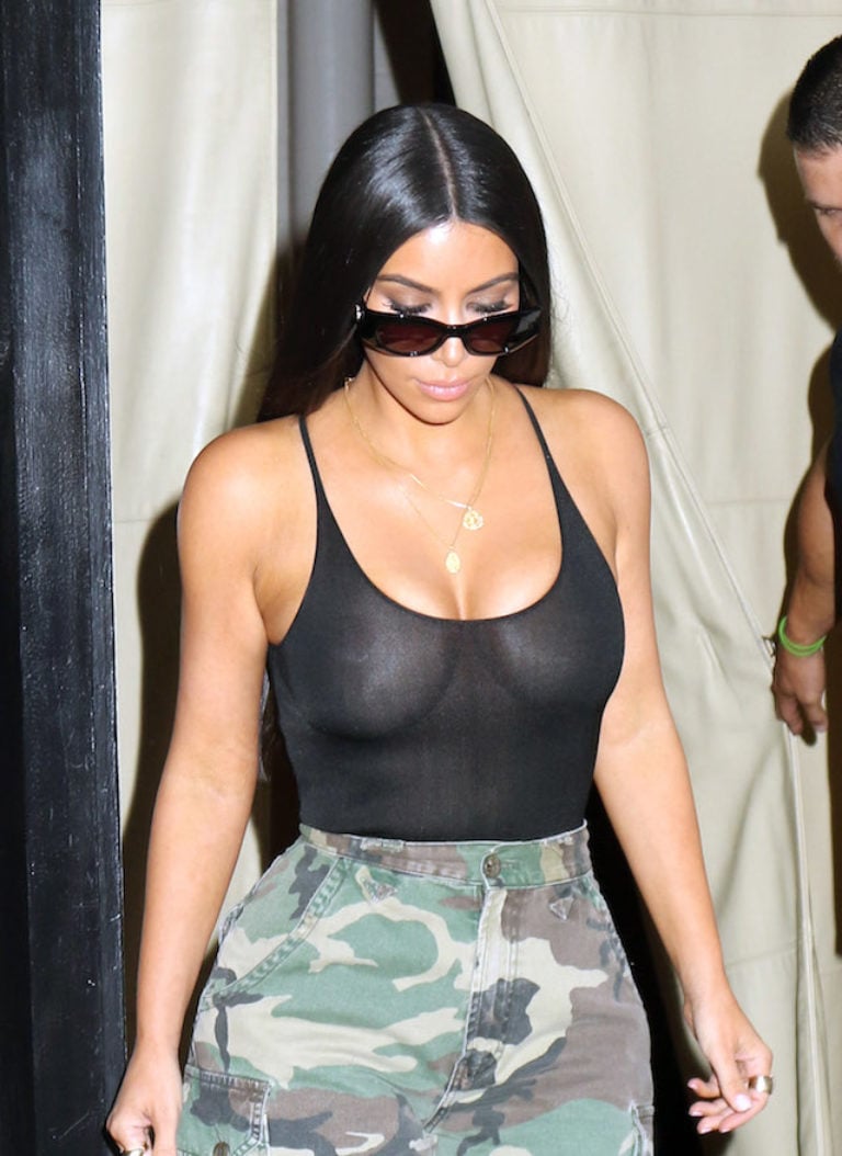 Kim Kardashian Flashes Boobs In The Middle Of The Day As She Steps Out For Stroll Round New York
