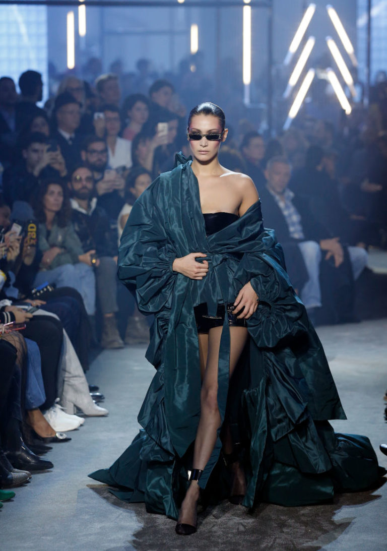 Bella Hadid Suffers Slight Wardrobe Malfunction At Paris Fashion Week ...