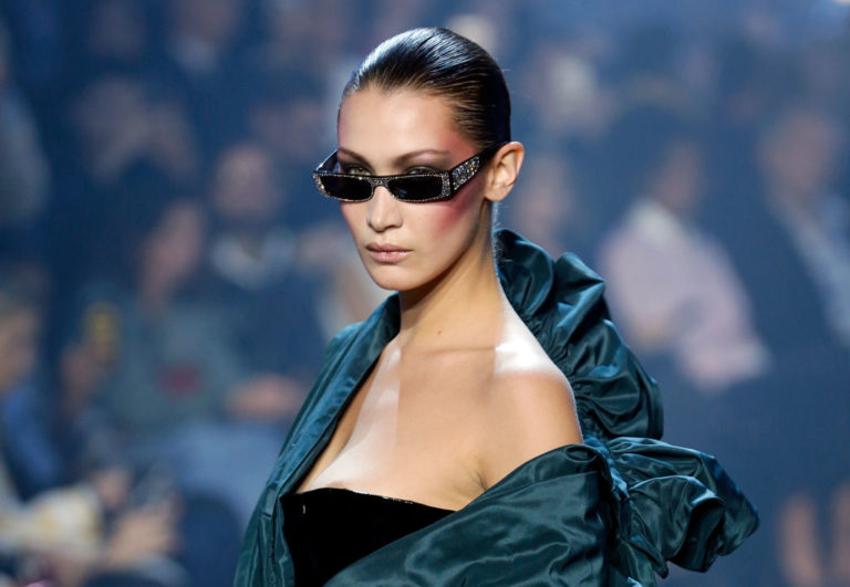 Bella Hadid Suffers Slight Wardrobe Malfunction At Paris Fashion Week ...