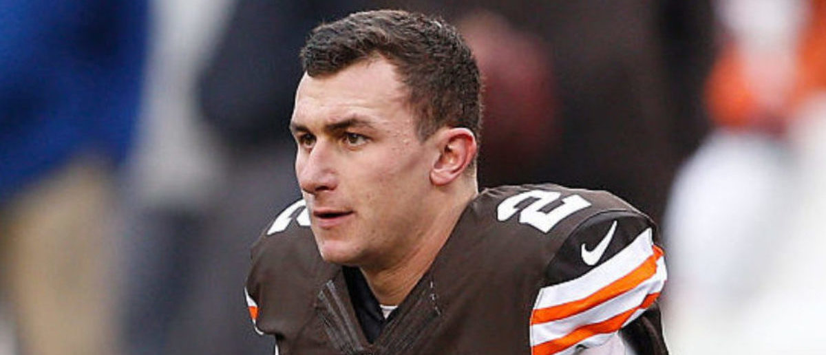 Johnny Manziel #2 of the Cleveland Browns warms up prior to the game against the Cincinnati Bengals at FirstEnergy Stadium on December 14, 2014 in Cleveland, Ohio. (Photo by Joe Robbins/Getty Images)