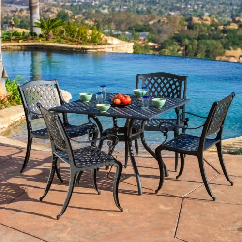 Normally $495, this 5-piece dining set is 30 percent off today (Photo via Amazon)