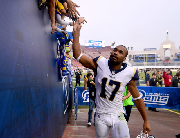 LOS ANGELES, CA - NOVEMBER 12: Robert Woods #17 of the Los Angeles Rams celebrates a 33-7 win over the Houston Texans with fans at Los Angeles Memorial Coliseum on November 12, 2017 in Los Angeles, California. (Photo by Harry How/Getty Images)