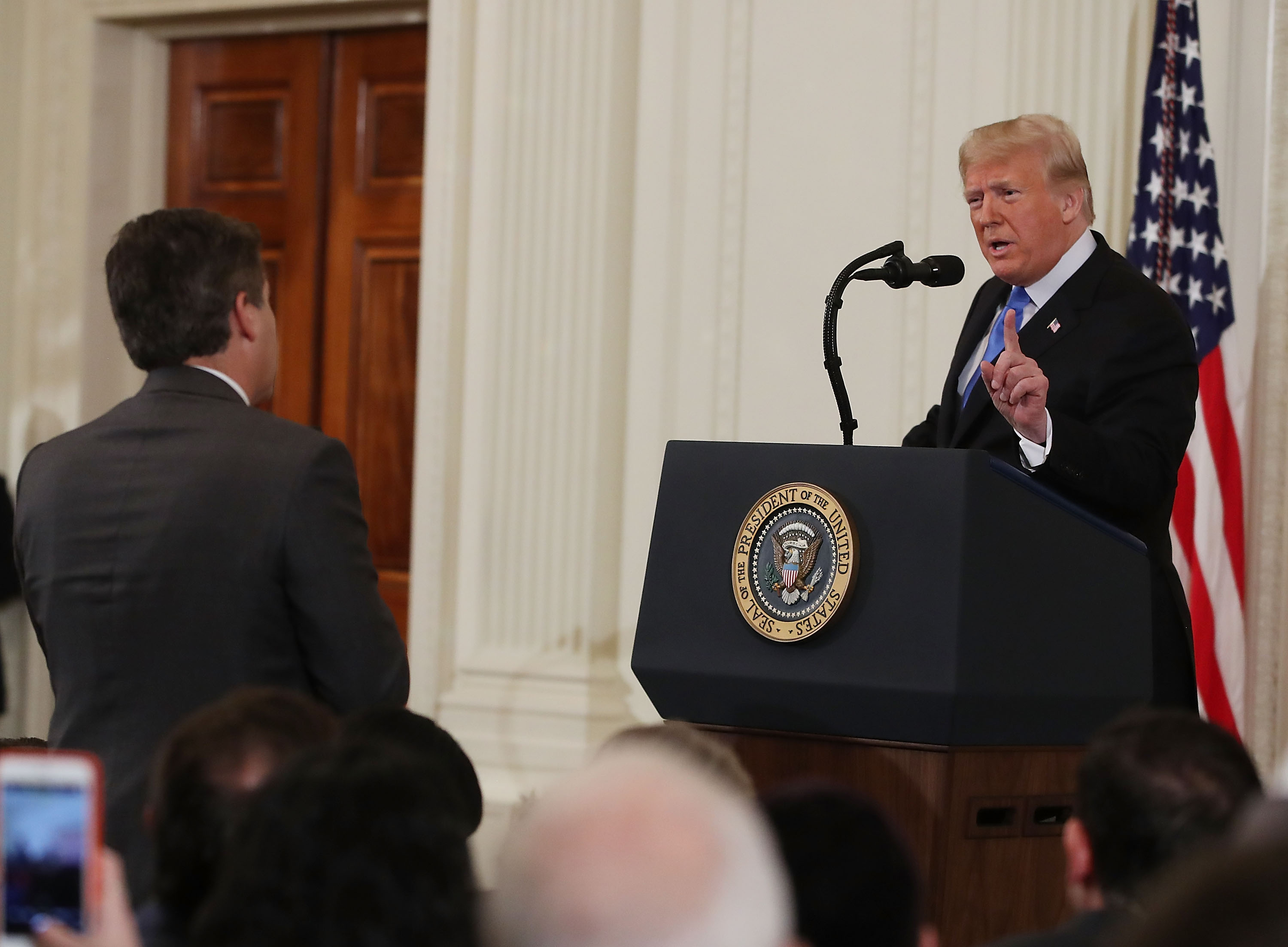WASHINGTON, DC - NOVEMBER 07: U.S. President Donald Trump gets into an exchange with Jim Acosta of CNN after giving remarks a day after the midterm elections on November 7, 2018 in the East Room of the White House in Washington, DC. Republicans kept the Senate majority but lost control of the House to the Democrats. (Photo by Mark Wilson/Getty Images)