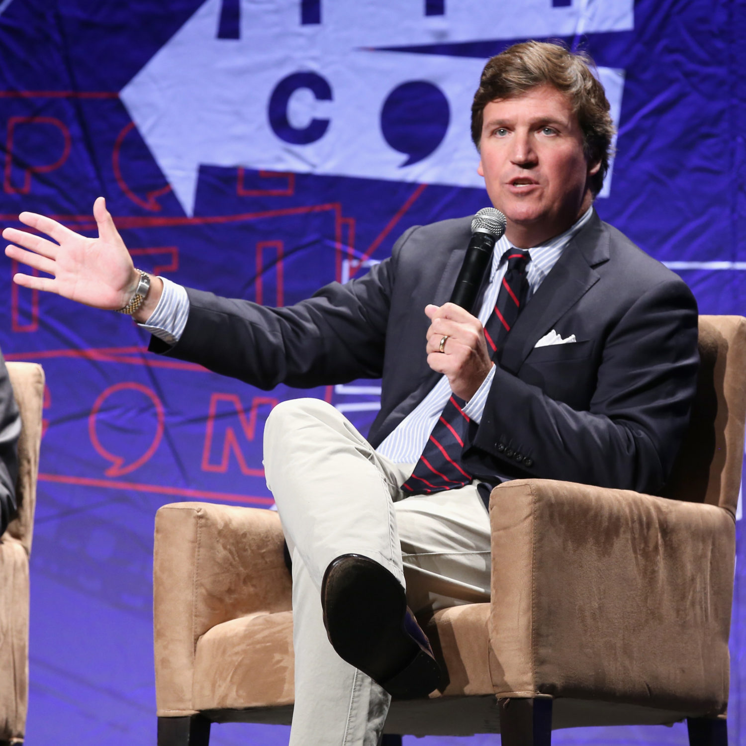 LOS ANGELES, CA - OCTOBER 21: Tucker Carlson speaks onstage during Politicon 2018 at Los Angeles Convention Center on October 21, 2018 in Los Angeles, California. (Photo by Phillip Faraone/Getty Images for Politicon )