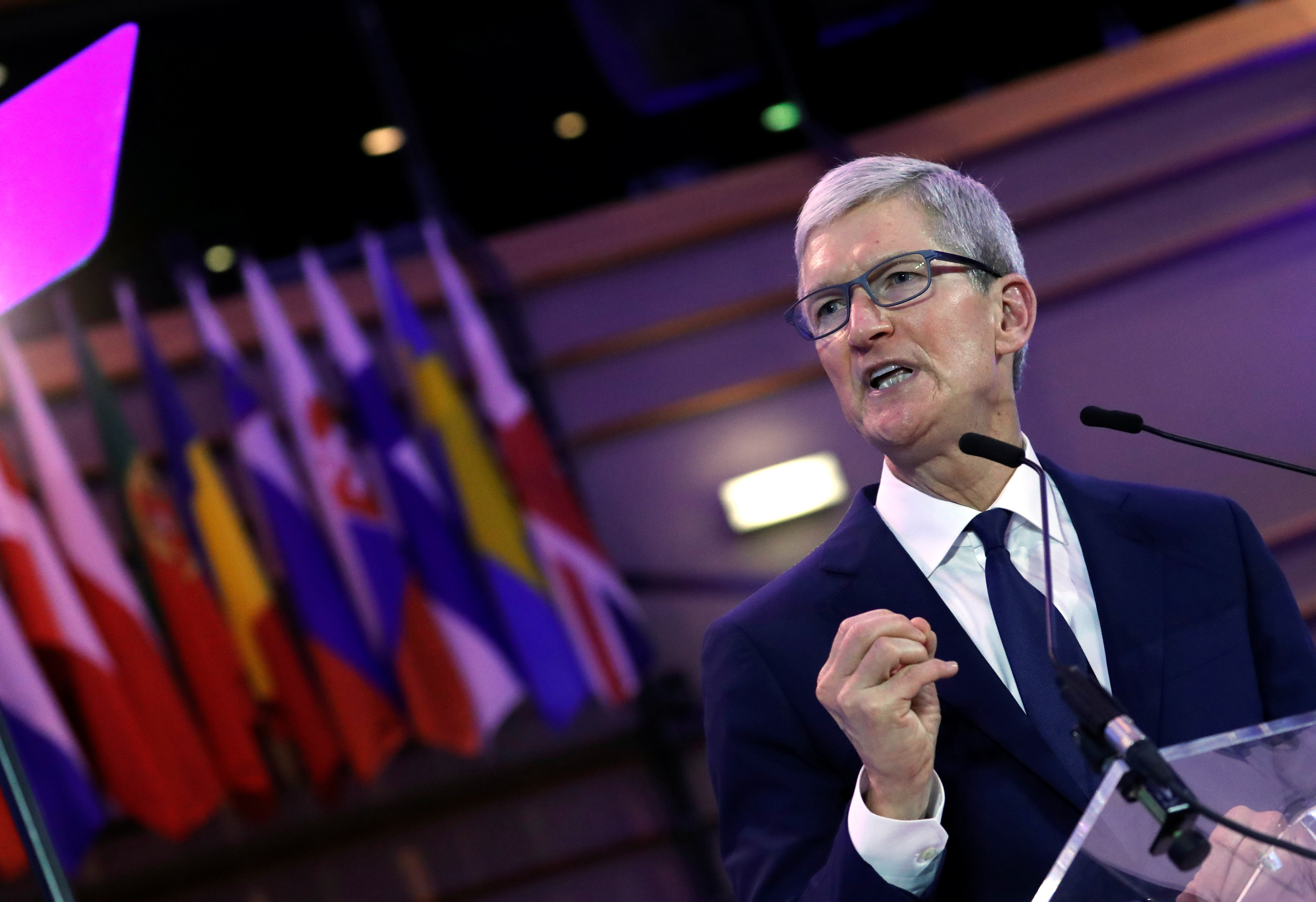 Apple CEO Tim Cook delivers a keynote during the European Union's privacy conference at the EU Parliament in Brussels, Belgium October 24, 2018. REUTERS/Yves Herman