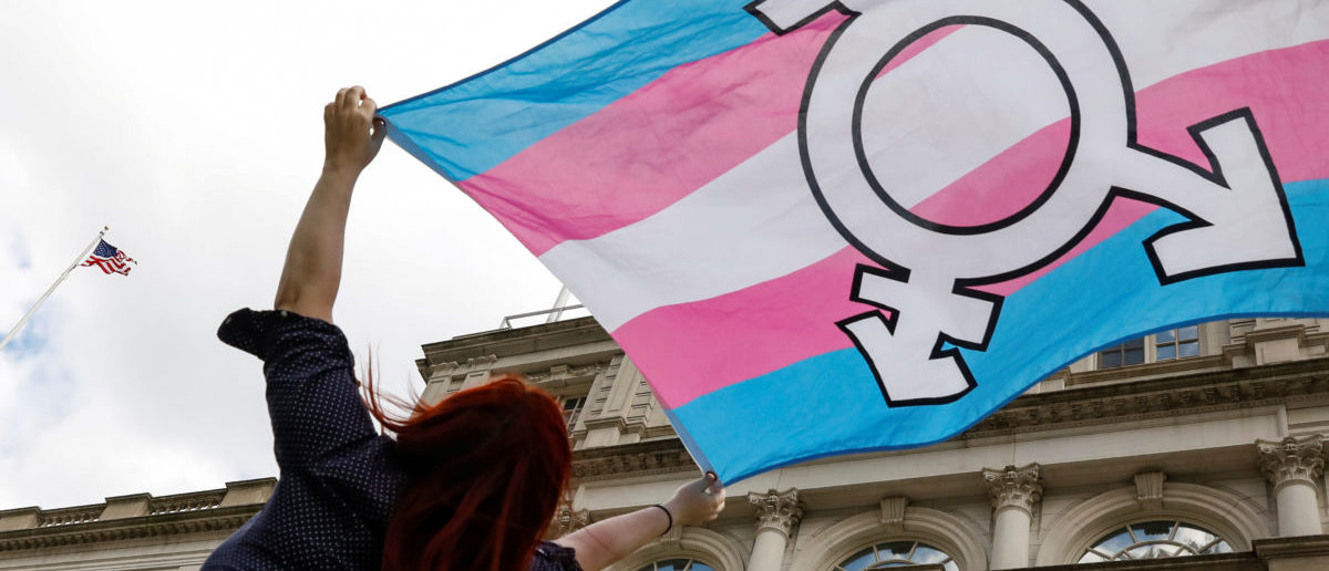 Transgender-Flag-e1563997172986.jpg