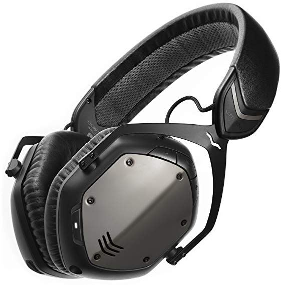 Normally $165, these over-ear headphones are 30 percent off today (Photo via Amazon)