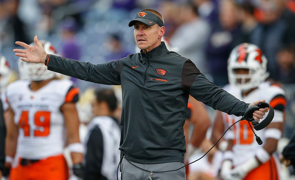 SEATTLE, WA - OCTOBER 22: Head coach Gary Andersen of the Oregon State Beavers gestures from the sidelines on during the game against the Washington Huskies on October 22, 2016 at Husky Stadium in Seattle, Washington. The Huskies defeated the Beavers 41-17. (Photo by Otto Greule Jr/Getty Images)