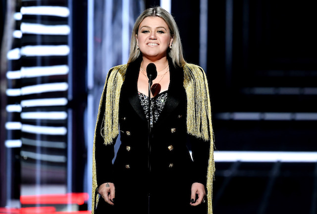 Host Kelly Clarkson speaks onstage during the 2018 Billboard Music Awards at MGM Grand Garden Arena on May 20, 2018 in Las Vegas, Nevada. (Photo by Kevin Winter/Getty Images)