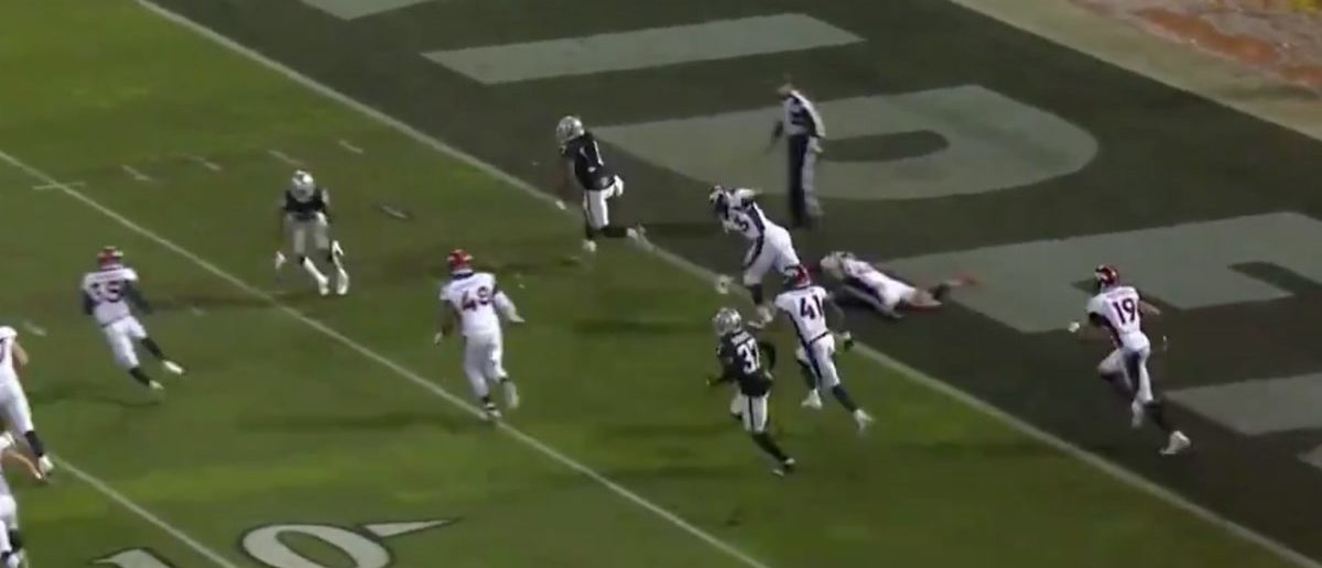 Oakland Raiders Pull Off One Of The Greatest Punt Returns In NFL