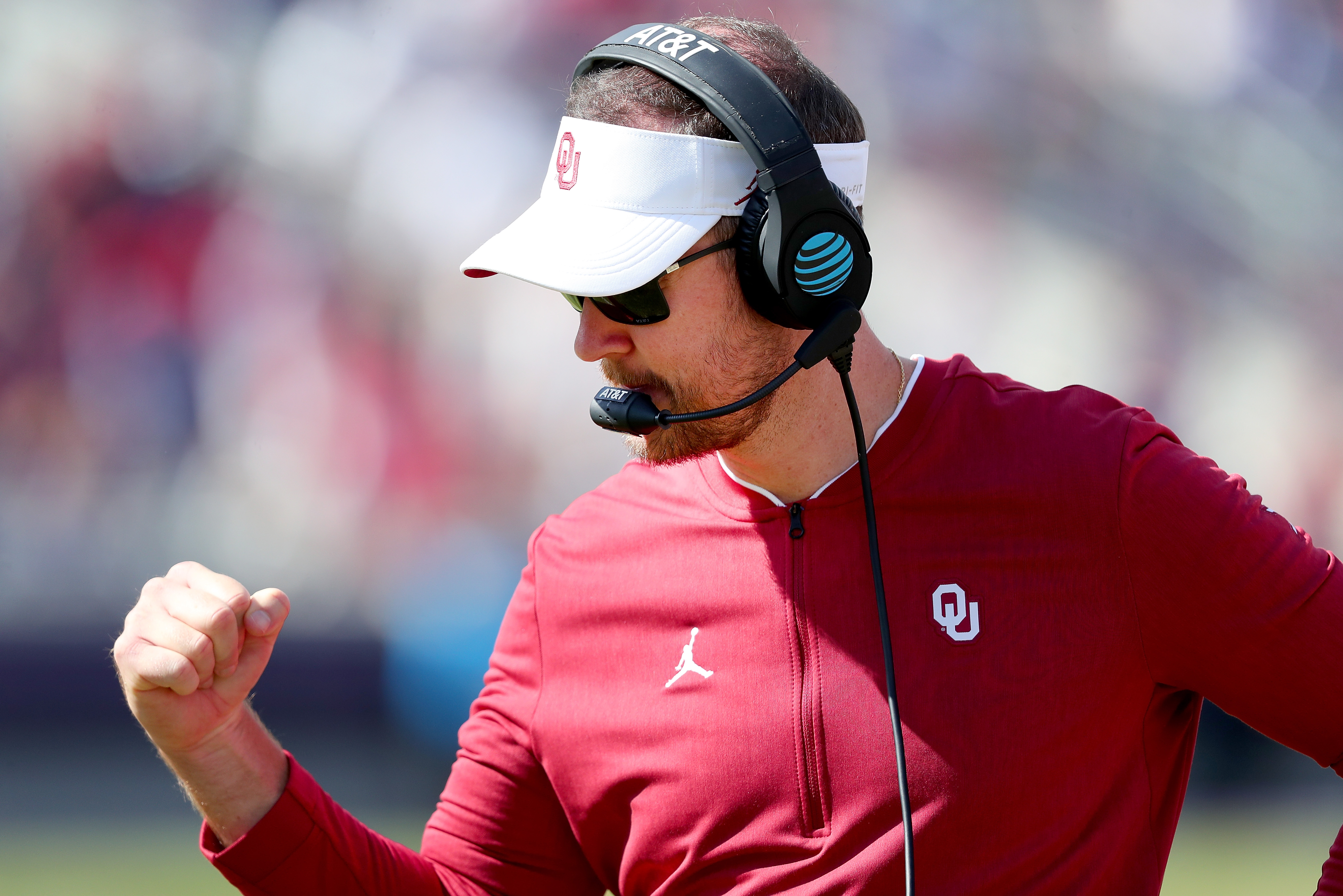 FORT WORTH, TX - OCTOBER 20: Head coach Lincoln Riley of the Oklahoma Sooners celebrates after the Oklahoma Sooners scored against the TCU Horned Frogs in the fourth quarter at Amon G. Carter Stadium on October 20, 2018 in Fort Worth, Texas. (Photo by Tom Pennington/Getty Images)