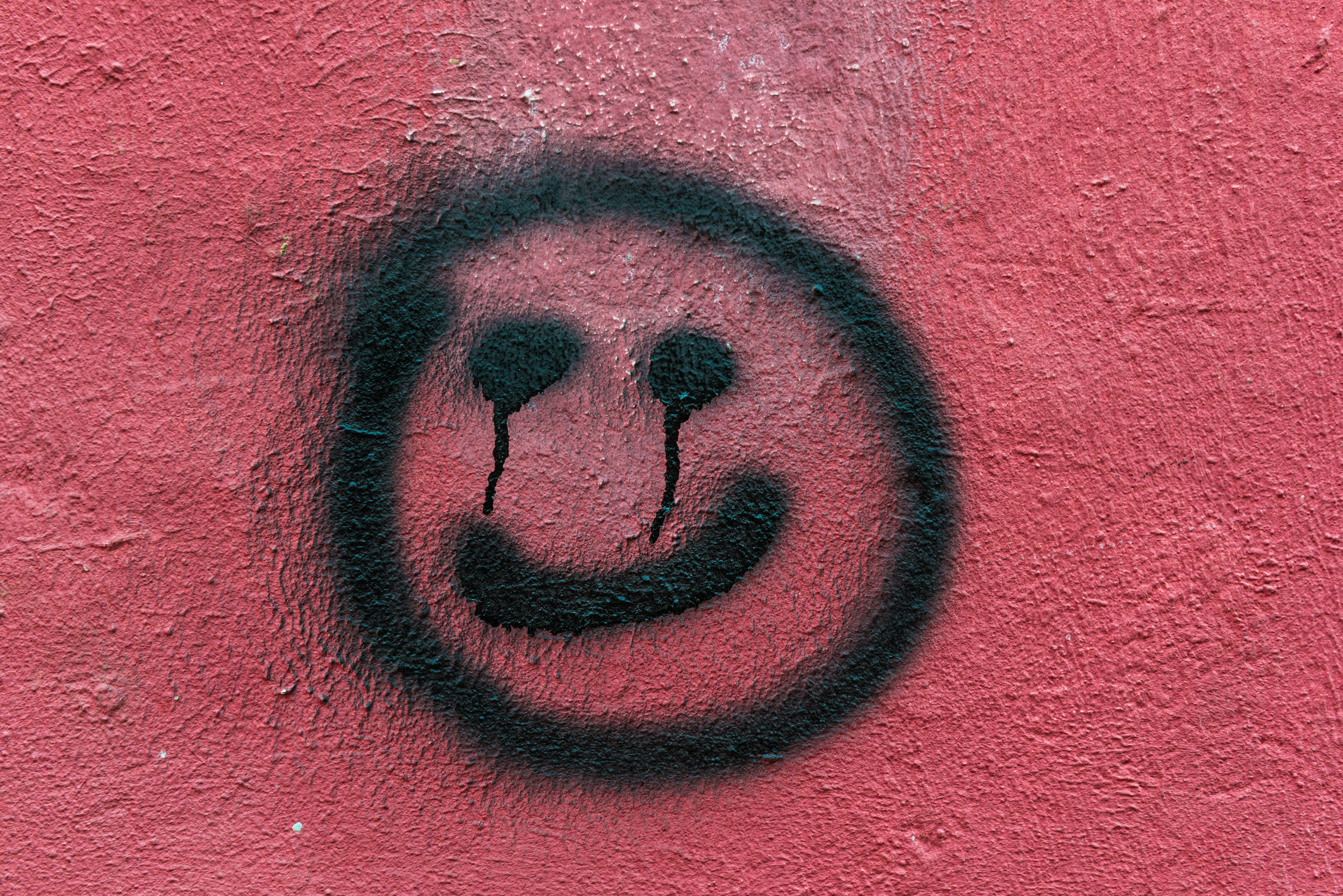 Smiley Face graffiti, like the ones found near where police say Dakota James plunged into the Ohio River. (Shutterstock/ gabriel12)