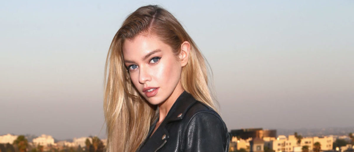 Stella Maxwell Posts Bra Picture On Instagram | The Smoke Room