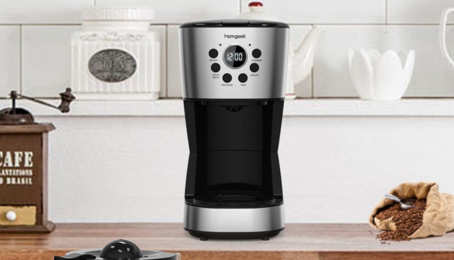 The Homgeek Coffee Maker blends great features with great savings (Photo via Amazon) 