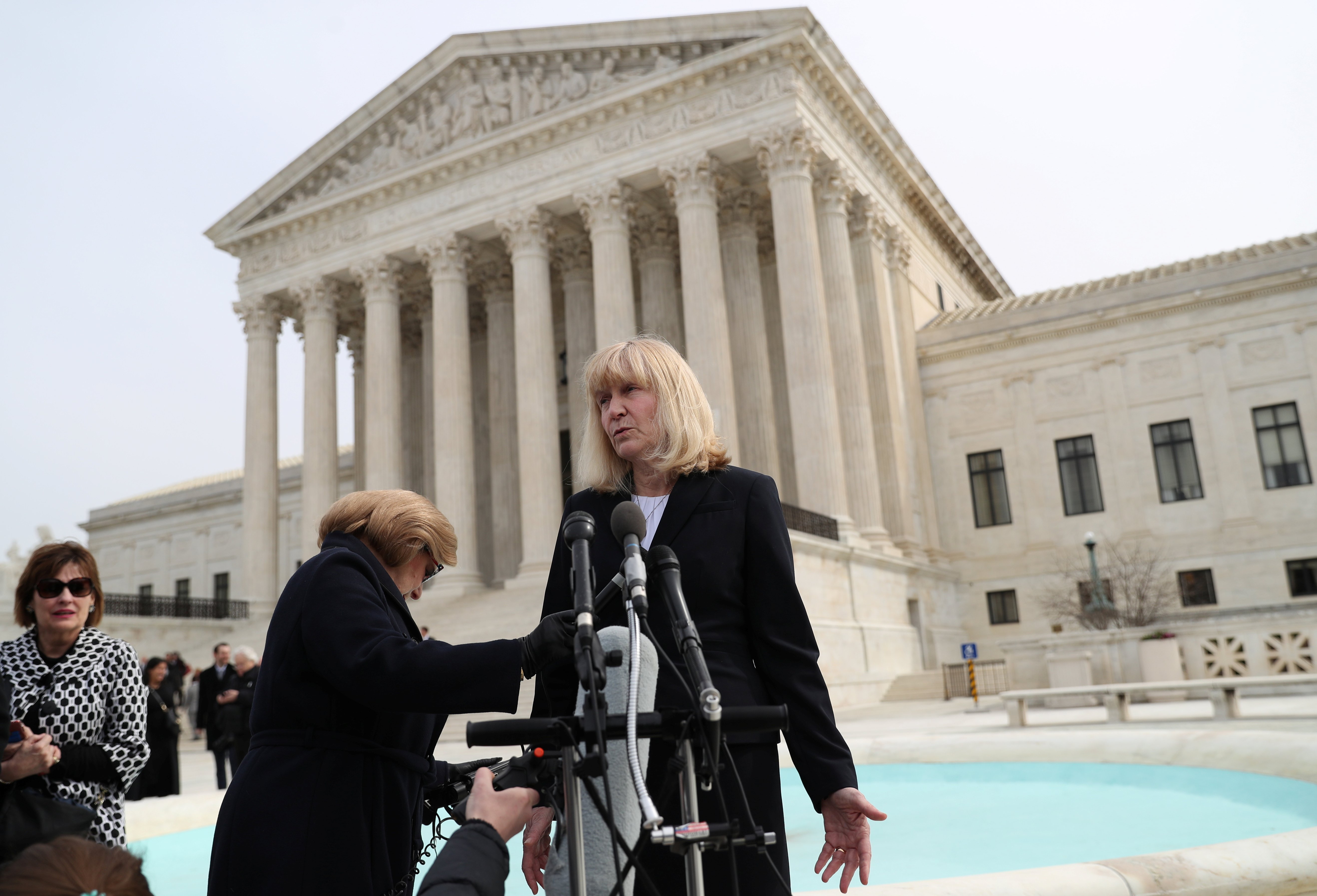 Sheri Lynn Johnson of the Cornell University Death Penalty Project, who represents Curtis Flowers, speaks to the news media outside of the Supreme Court on March 20, 2019. REUTERS/Leah Millis
