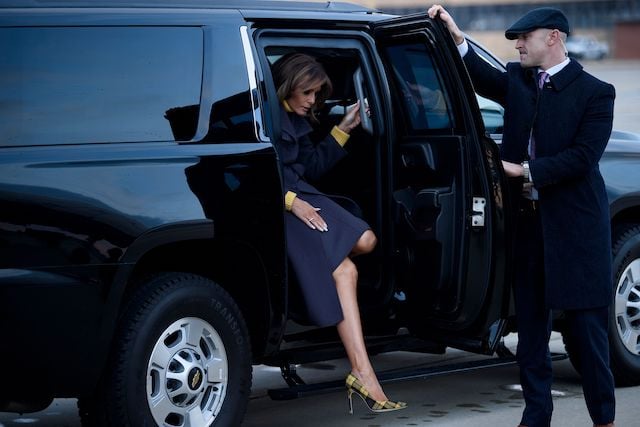 US First Lady Melania Trump arrives to board a plane at Andrews Air Force Base for a three state overnight trip March 4, 2019 in Maryland. - The First Lady travels to Oklahoma, Washington, and Nevada as part of her "Be Best" tour. (Photo credit: BRENDAN SMIALOWSKI/AFP/Getty Images)