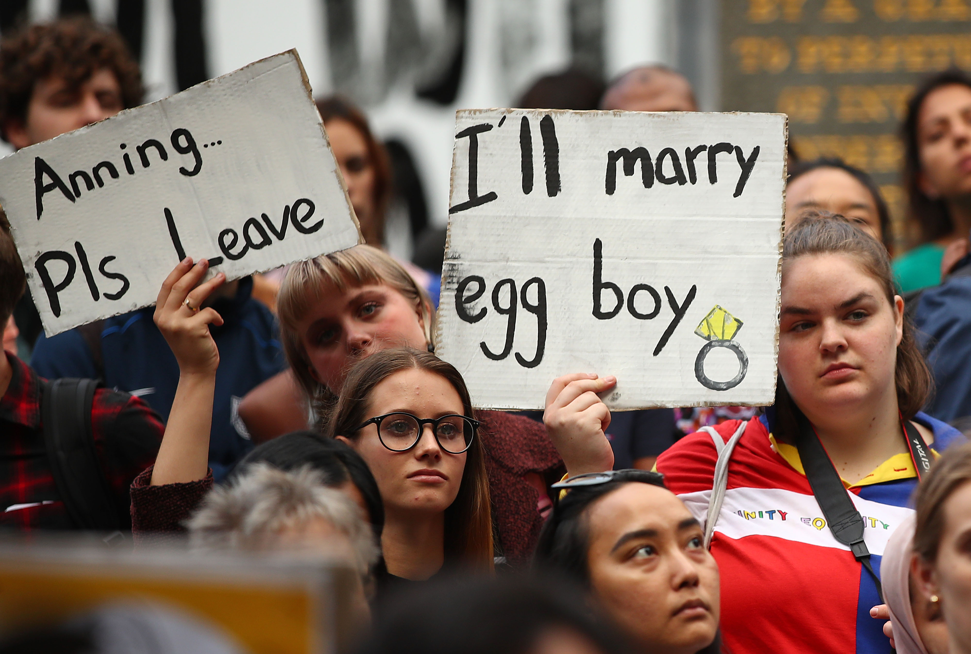 MELBOURNE, AUSTRALIA - MARCH 19: Protesters hold placards aloft as they march during the Stand Against Racism and Islamophobia: Fraser Anning Resign! rally on March 19, 2019 in Melbourne, Australia. (Scott Barbour/Getty Images)