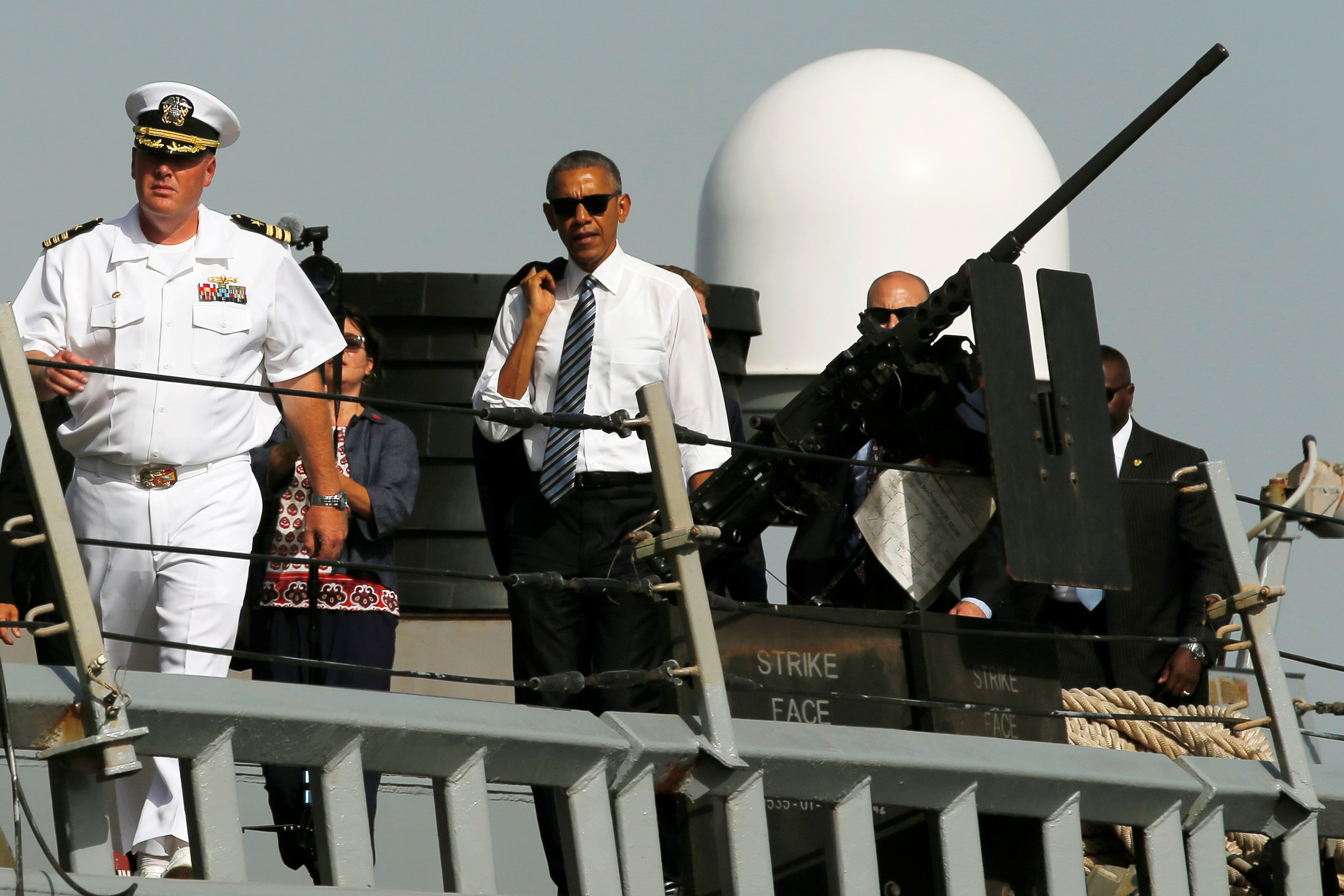 U.S. Navy Commander Russell Caldwell (L) gives U.S. President Barack Obama a tour of the U.S. Navy destroyer USS Ross at Naval Station Rota in Rota, Spain, July 10, 2016. REUTERS/Jonathan Ernst