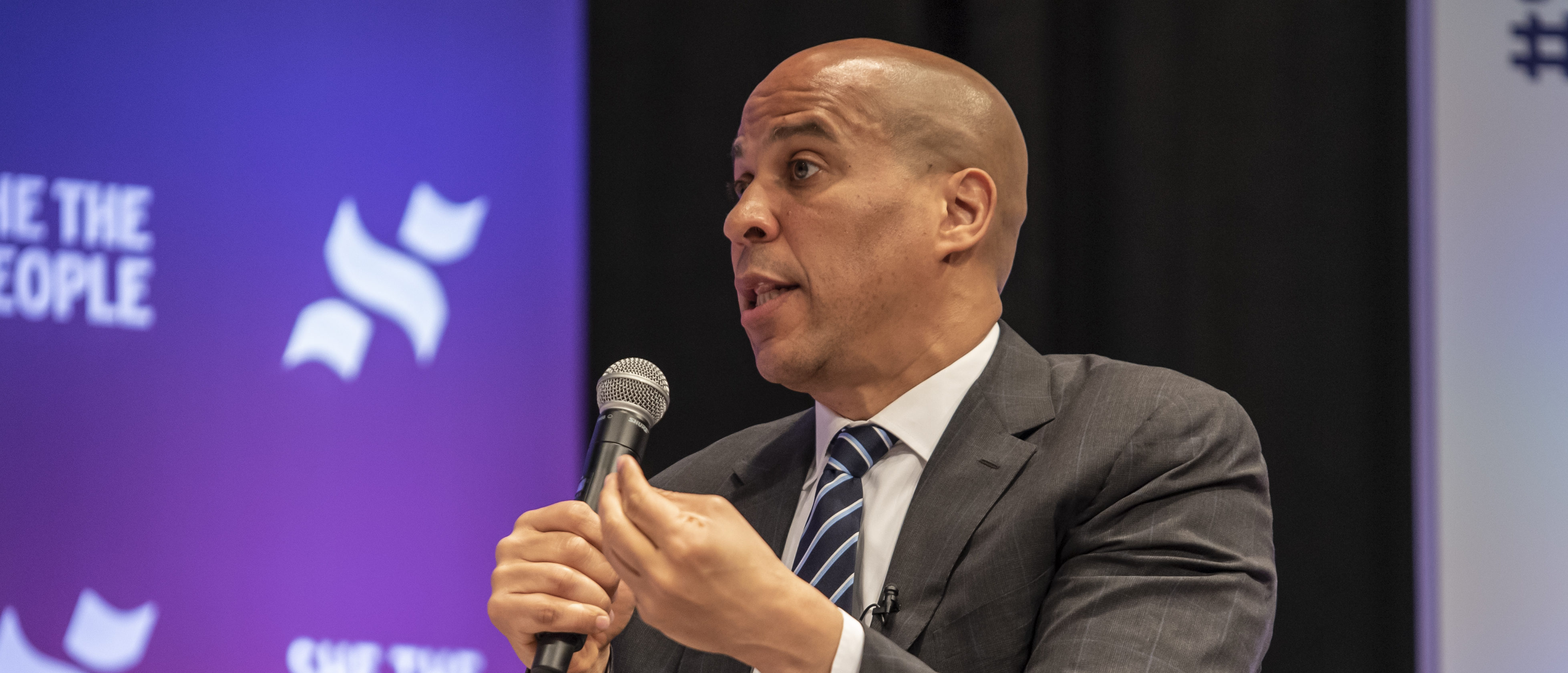 Democratic presidential candidate Sen. Cory Booker (D-NJ) speaks to a crowd at the She The People Presidential Forum at Texas Southern University on April 24, 2019 in Houston, Texas. (Photo by Sergio Flores/Getty Images)