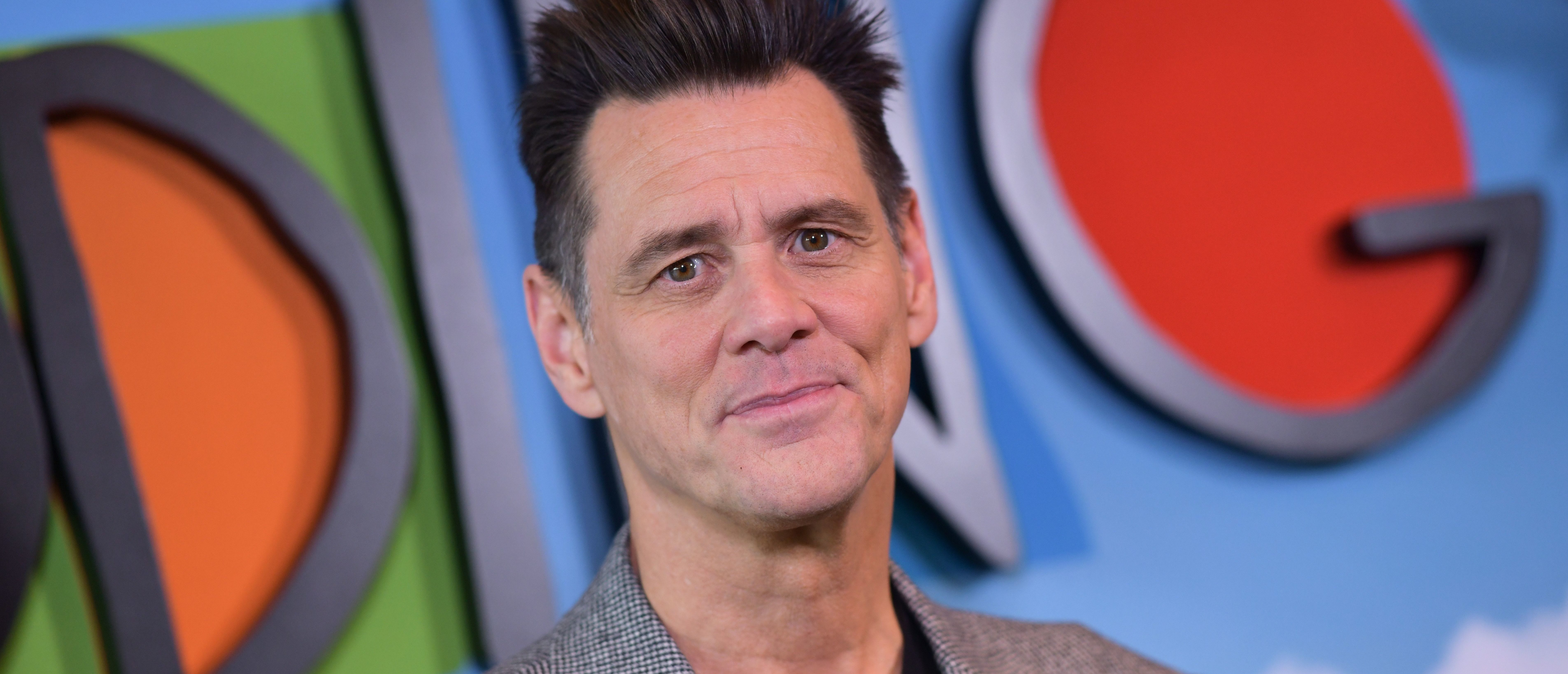 Джим керри фото. Jim Carrey. Джим Керри сейчас 2019. Джим Керри молодой. Джим Керри стрижка.