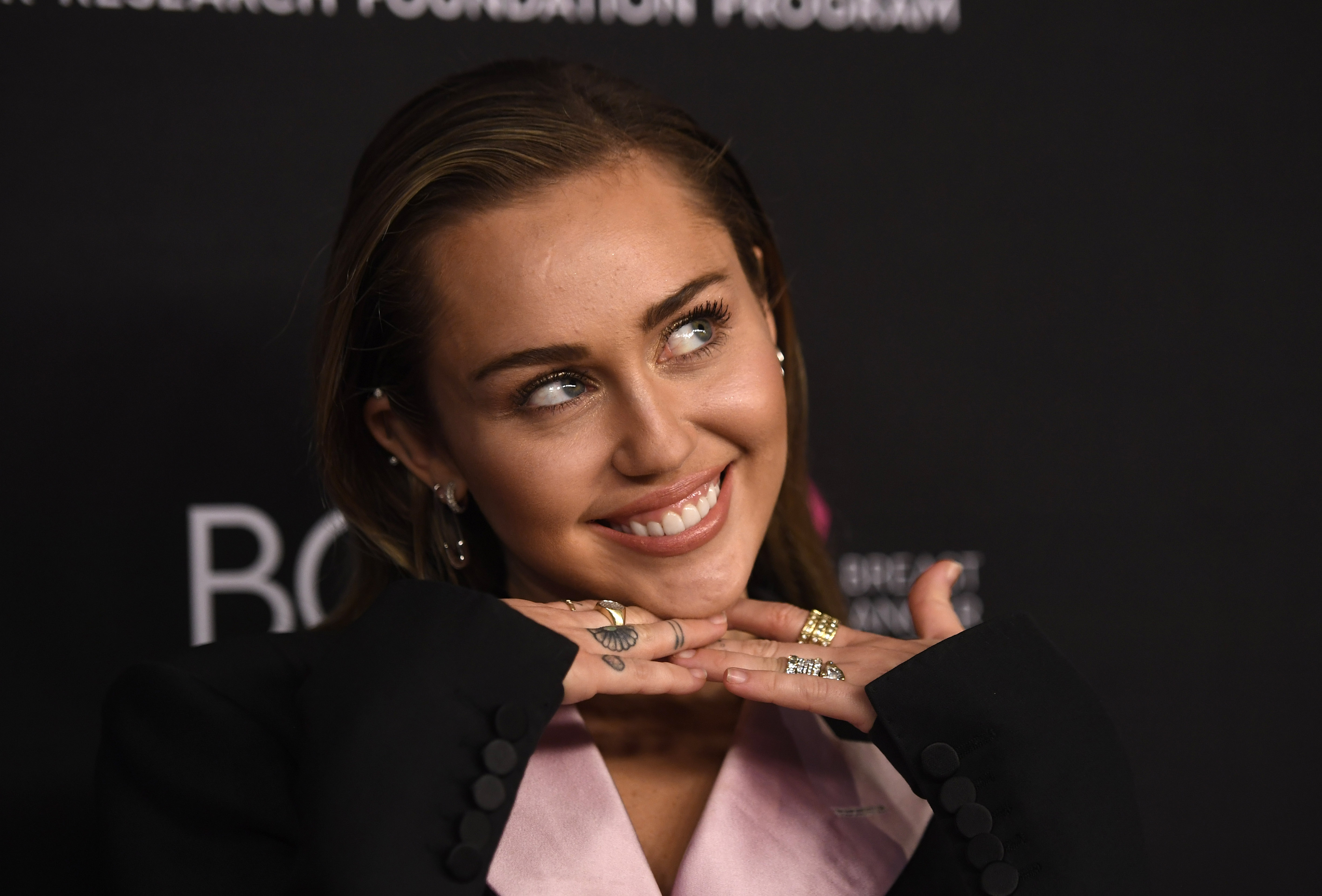 Miley Cyrus attends The Women's Cancer Research Fund's An Unforgettable Evening Benefit Gala at the Beverly Wilshire Four Seasons Hotel on February 28, 2019 in Beverly Hills, California. (Photo by Frazer Harrison/Getty Images)