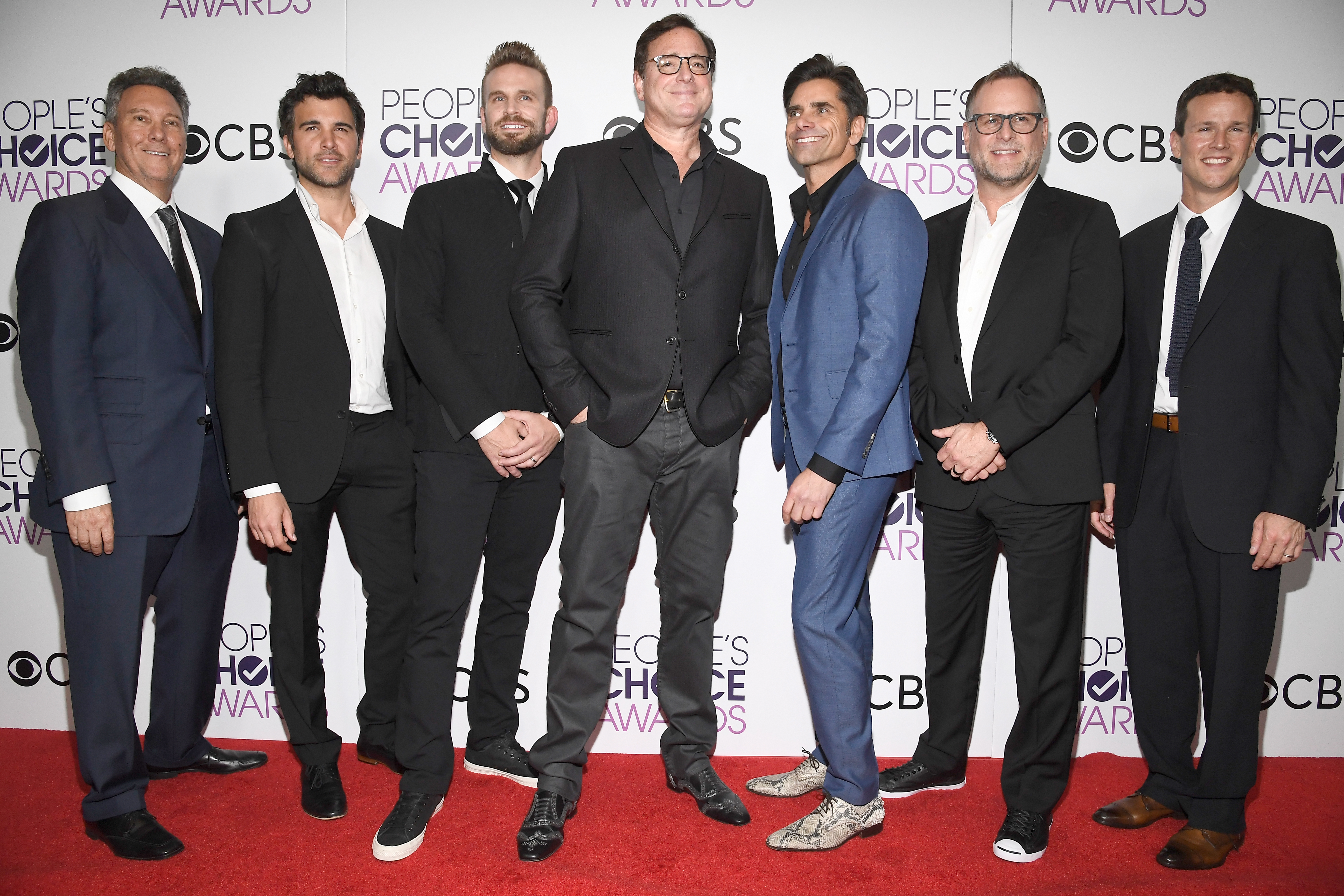 (L-R) Producer Jeff Franklin, actors Juan Pablo Di Pace, John Brotherton, Bob Saget, John Stamos, Dave Coulier and Scott Weinger, winners of the Favorite Premium Comedy Series Award, 'Fuller House' pose in the press room during the People's Choice Awards 2017 at Microsoft Theater on January 18, 2017 in Los Angeles, California. (Photo by Kevork Djansezian/Getty Images)