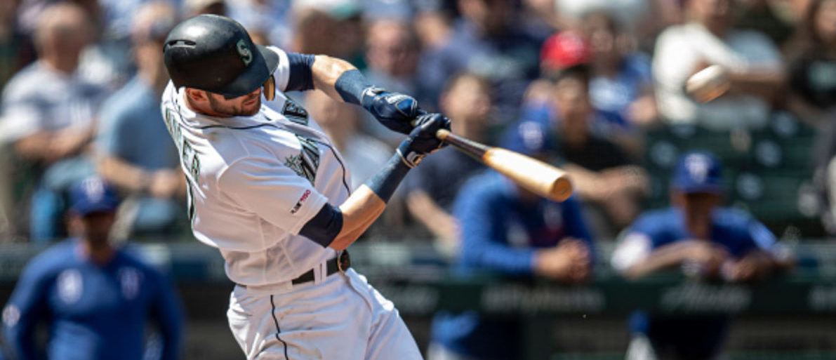 Seattle Mariners' Mitch Haniger suffers ruptured testicle after foul ball  to groin