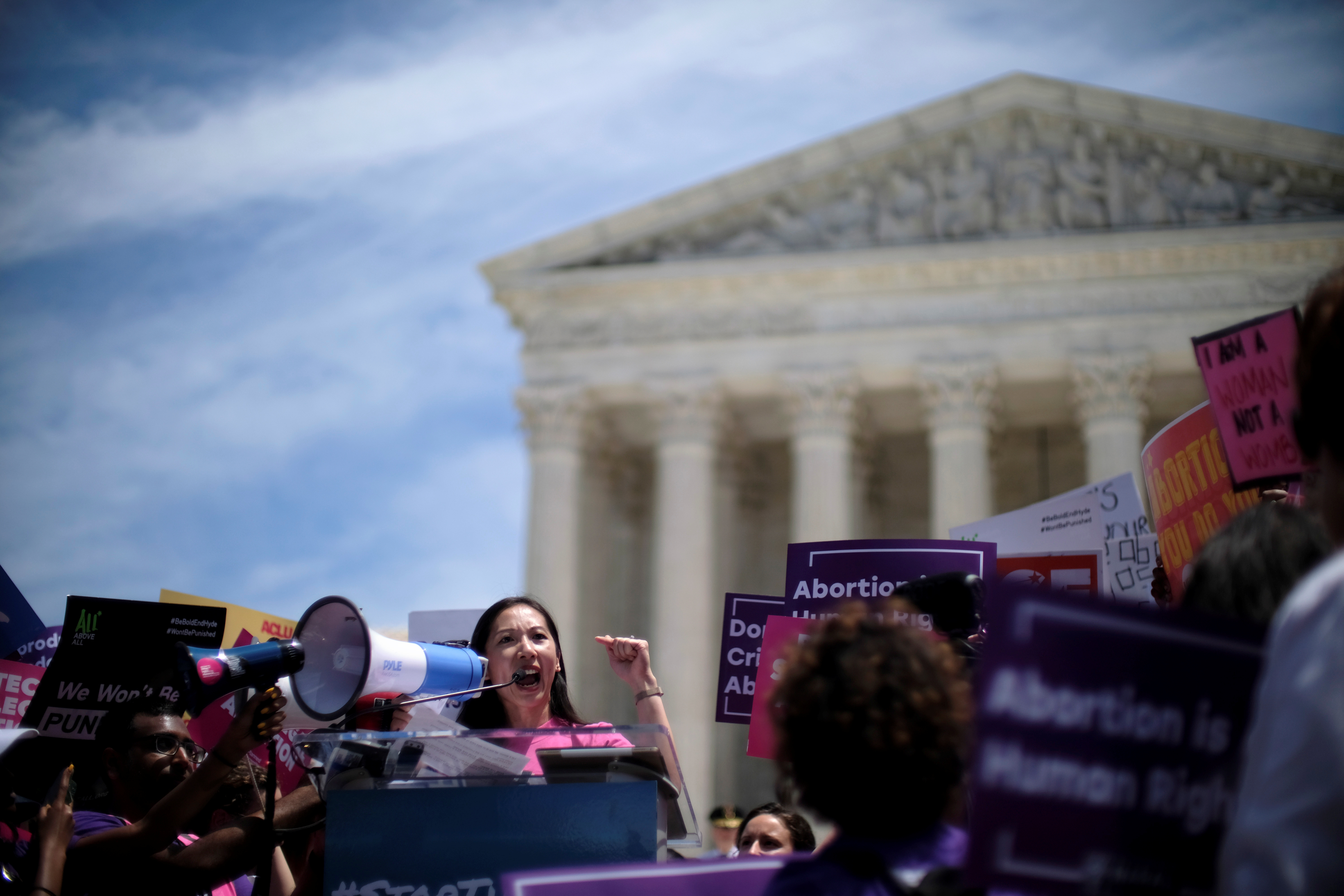 Planned Parenthood president Dr. Leana Wen speaks at a protest against anti-abortion legislation at the U.S. Supreme Court in Washington, U.S., May 21, 2019. REUTERS/James Lawler Duggan - RC1F9FEDC140