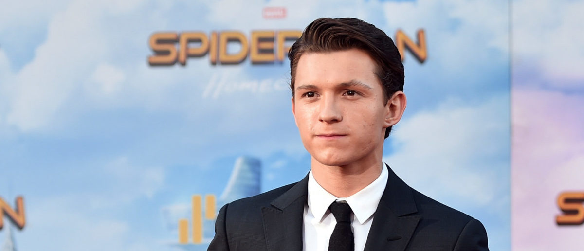 'Spider-Man' Star Tom Holland Once Helped A Woman Who ...