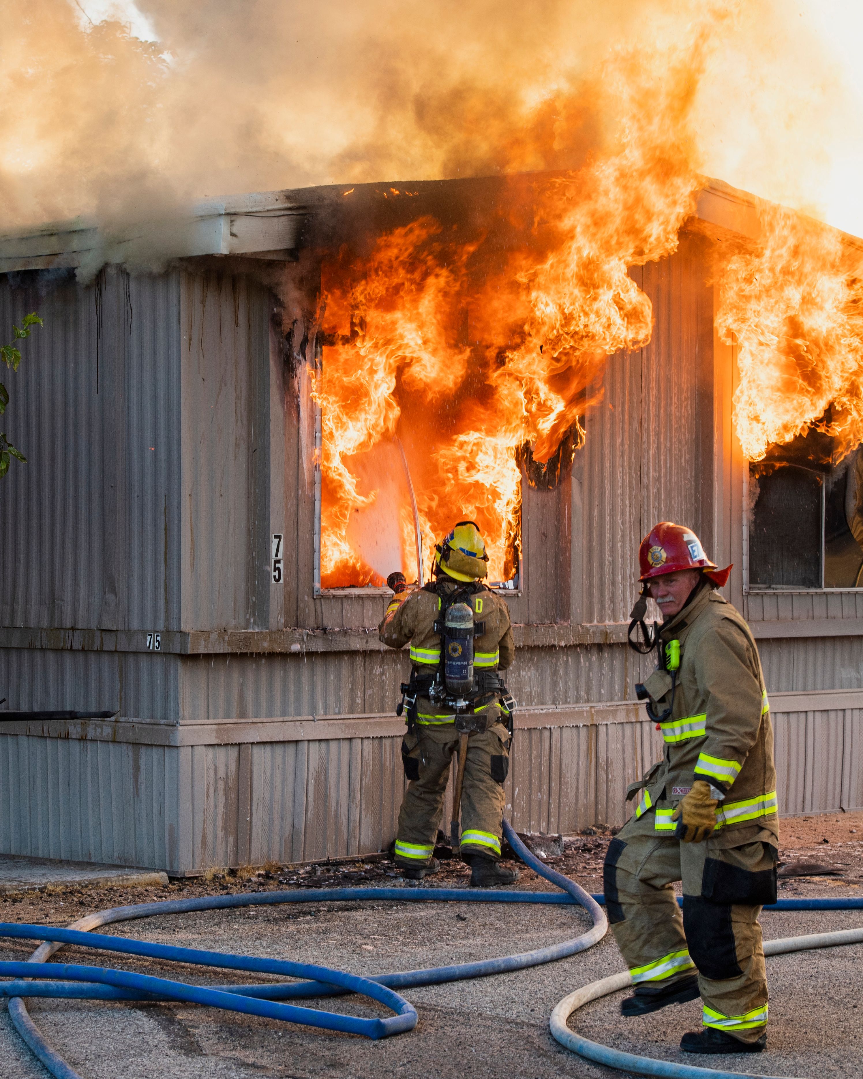 Firefighters battle an electrical fire in a mobile home park in Ridgecrest, California July 6, 2019, following a magnitude 7.1 earthquake on July 5. (ROBYN BECK/AFP/Getty Images)