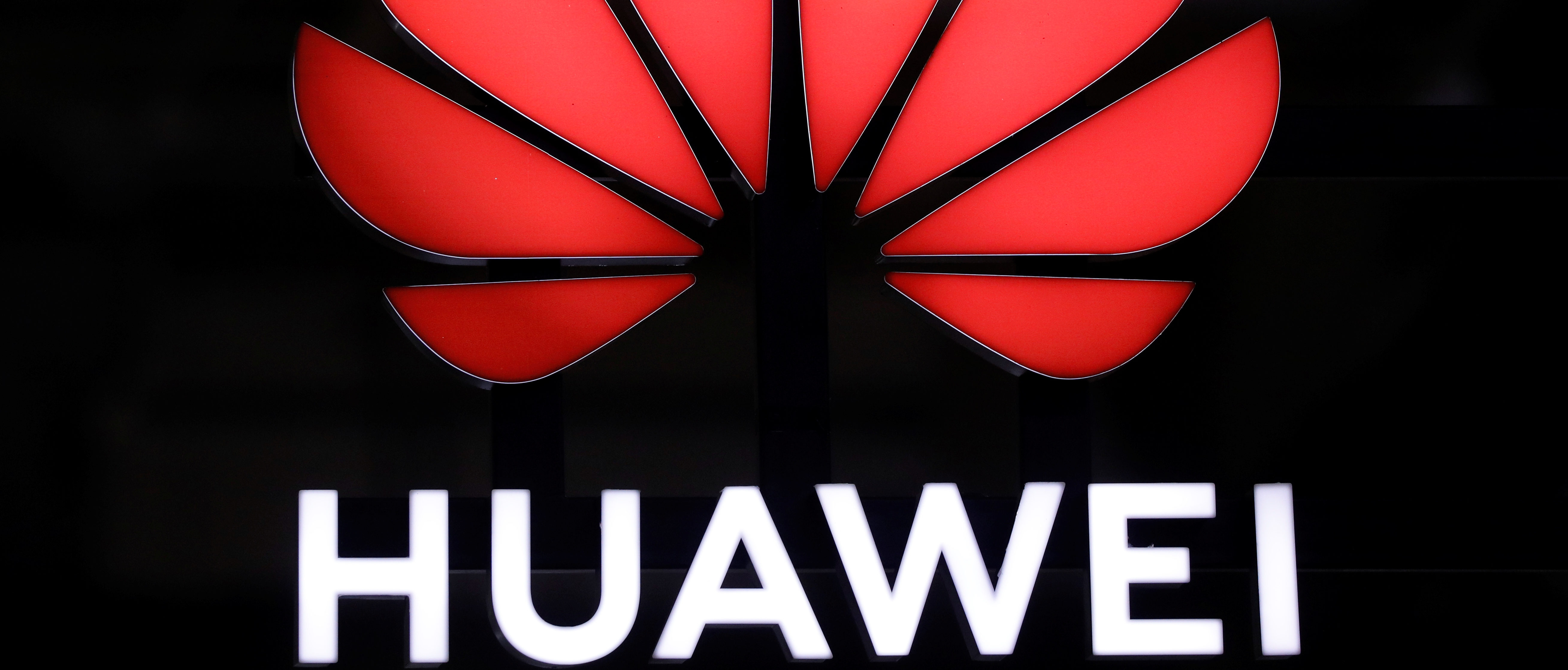 Как войти в among us на huawei