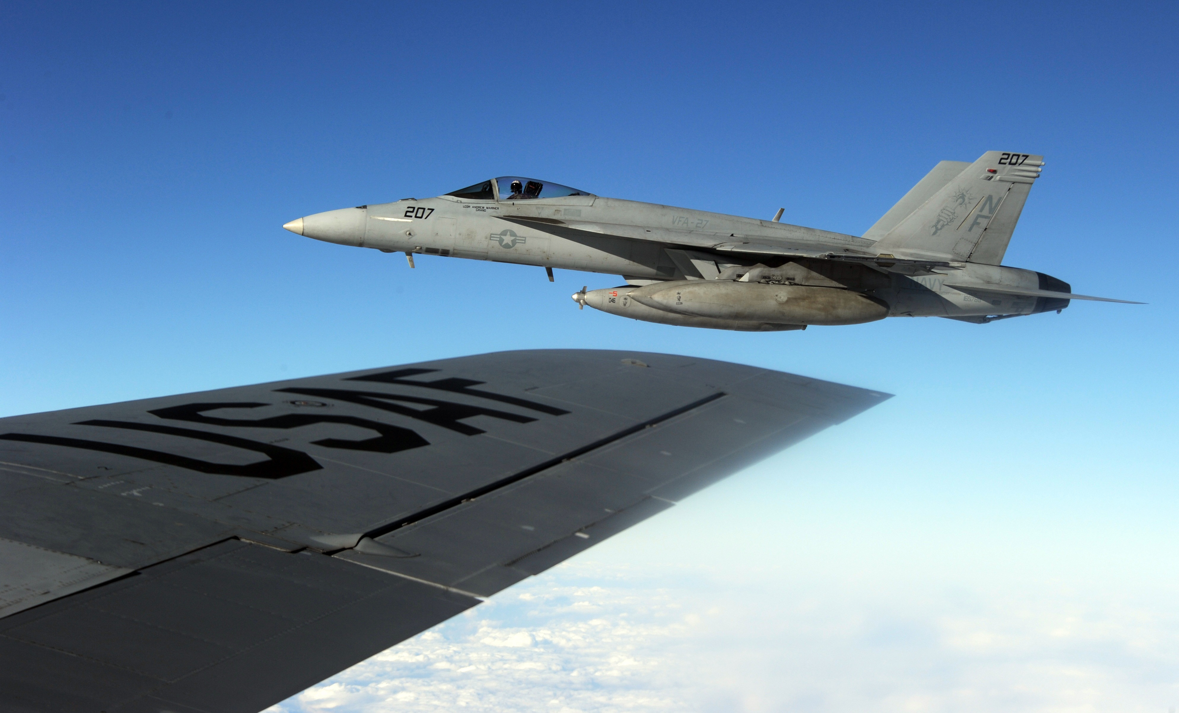 A US Navy FA-18 Super Hornet is seen from a KC-135 air refuelling tanker during 'Keen Sword', US-Japan military exercise above the South China sea on December 9, 2010. (Photo by TOSHIFUMI KITAMURA/AFP/Getty Images)