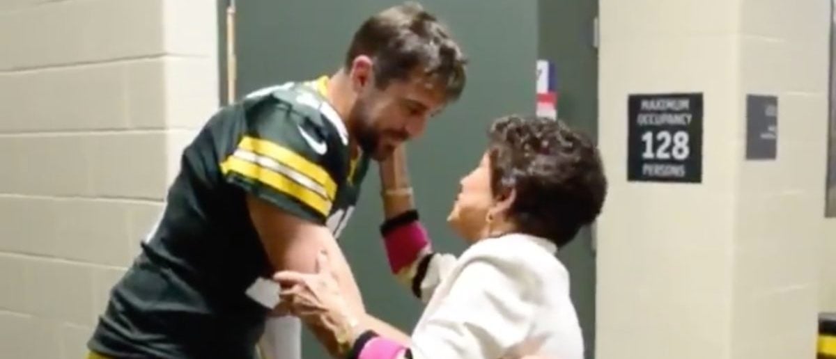 VIDEO: Aaron Rodgers Embracing Cherry Starr and Brett Favre Will Give  Packers Fans Chills