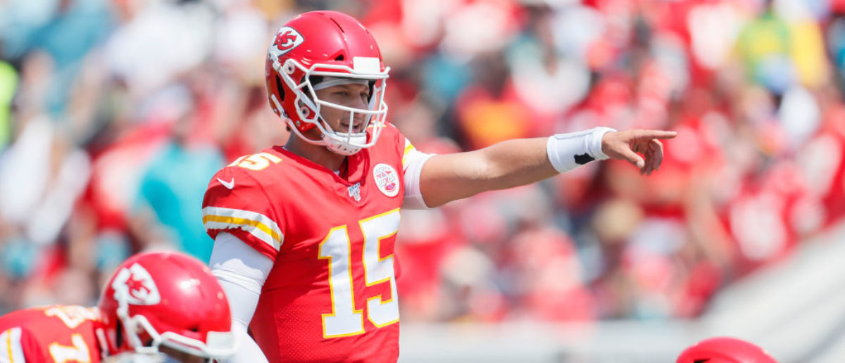 How Patrick Mahomes could make things awkward for Troy Aikman on