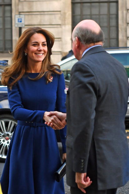 Kate Middleton Turns Heads In Gorgeous Royal Blue Dress In London | The ...