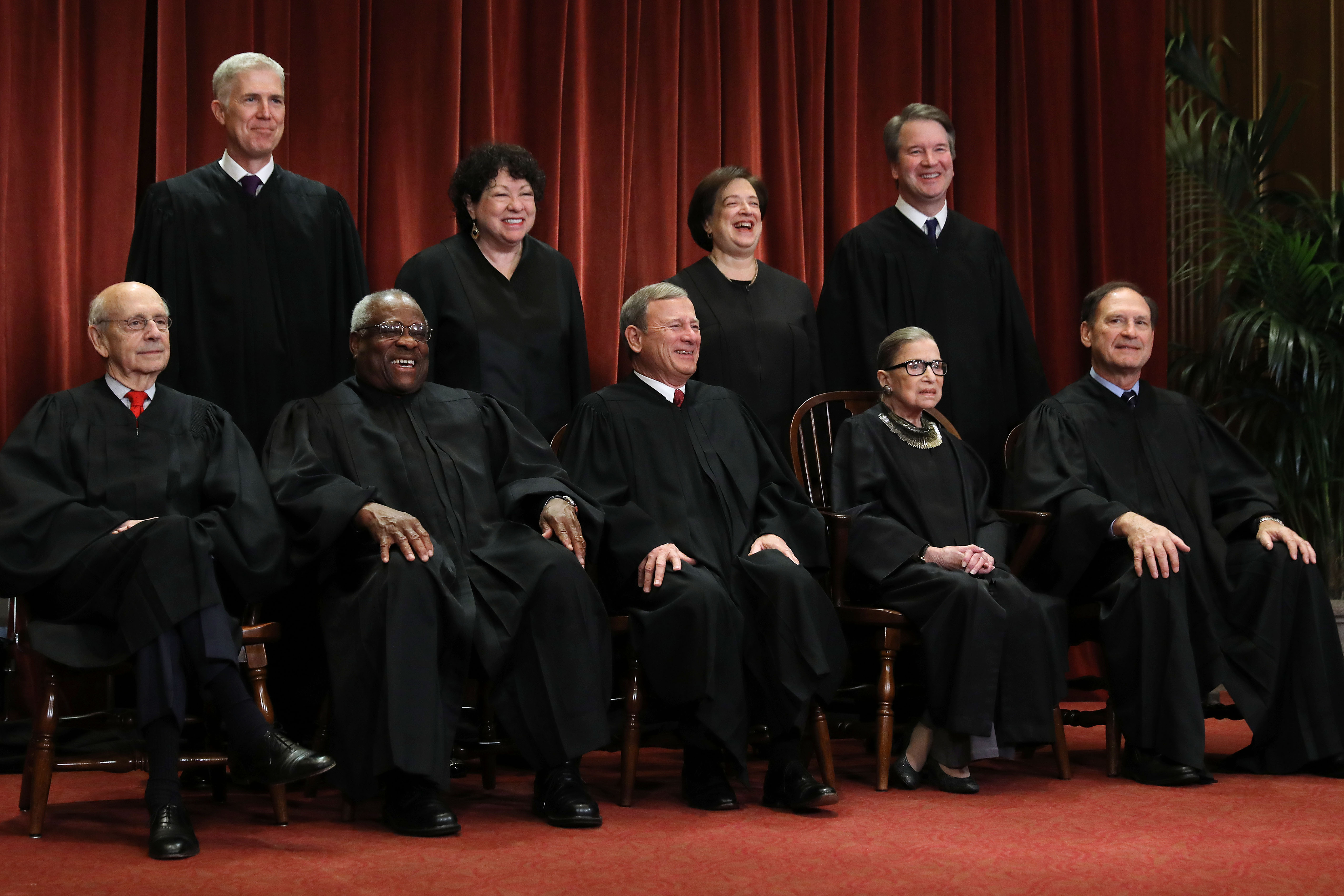 The justices of the Supreme Court on November 30, 2018. (Chip Somodevilla/Getty Images)