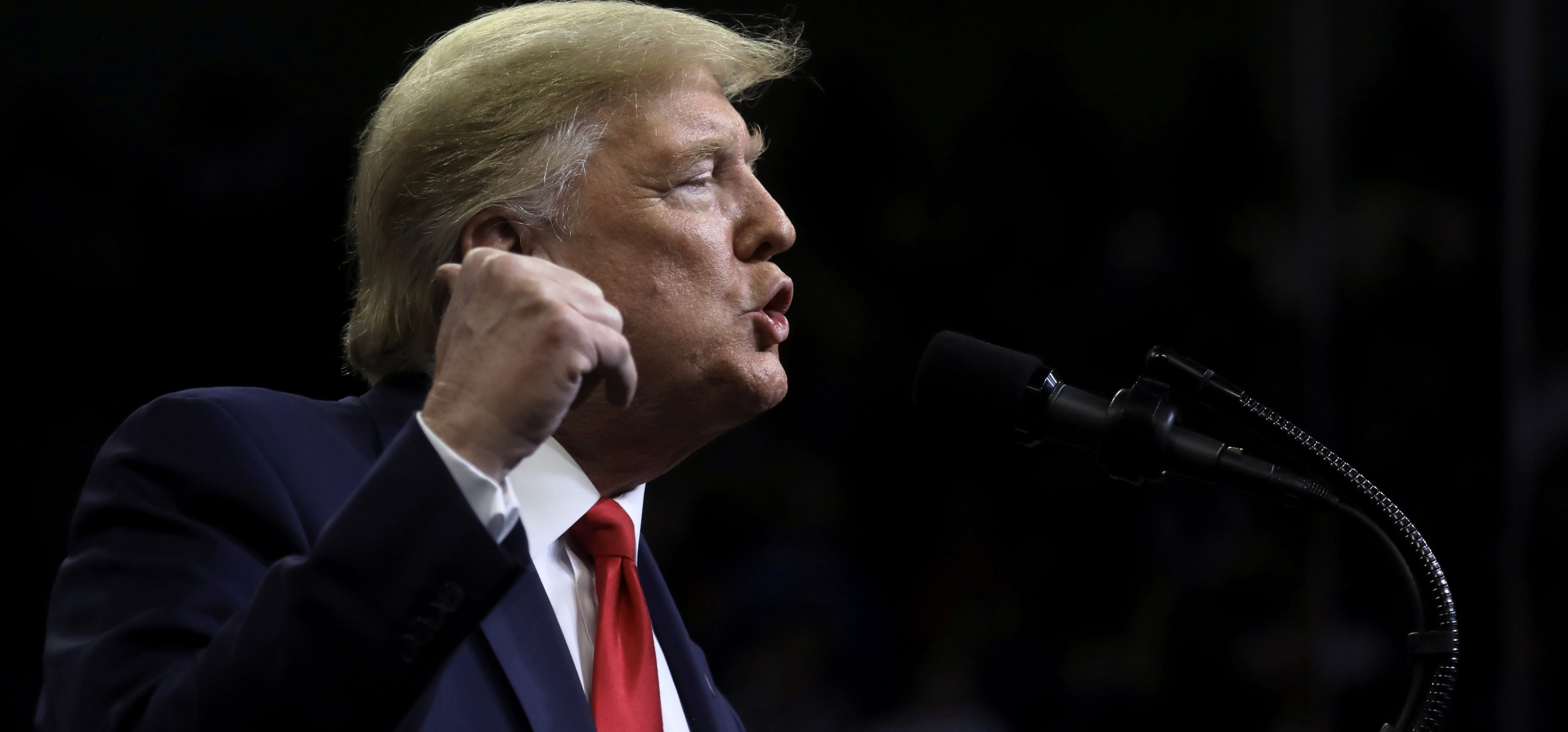 FILE PHOTO: U.S. President Donald Trump speaks during a campaign rally at Drake University in Des Moines, Iowa, U.S., Jan. 30, 2020. REUTERS/Leah Millis/File Photo