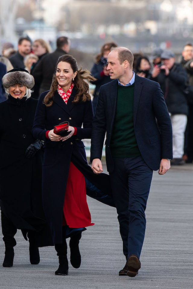 Kate Middleton Wows In Gorgeous Red  Dress  And Heart  Scarf 