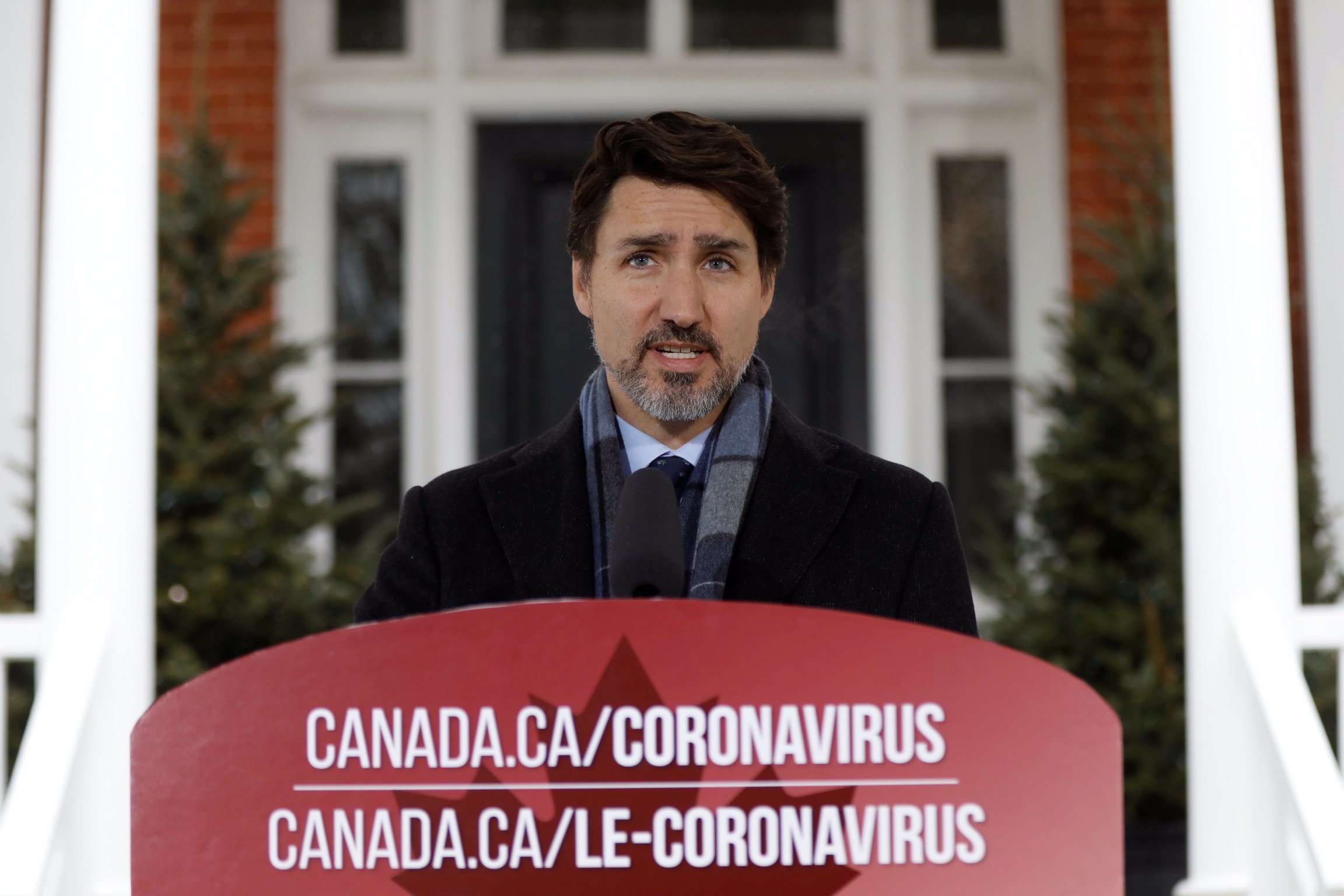 Canada's Prime Minister Justin Trudeau attends a news conference as efforts continue to help slow the spread of coronavirus disease (COVID-19) in Ottawa, Ontario, Canada March 23, 2020. REUTERS/Blair Gable 