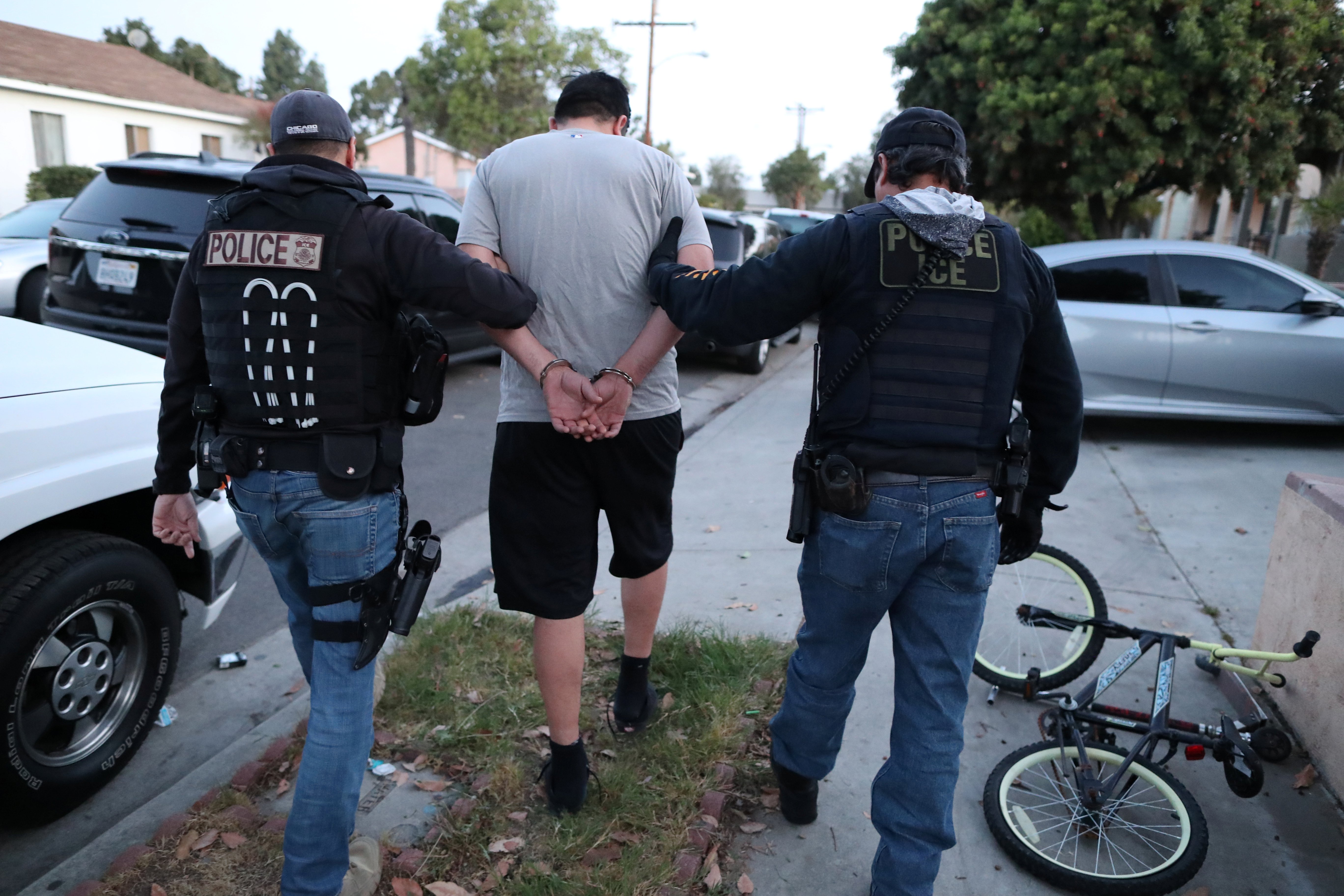 ICE Field Office Director, Enforcement and Removal Operations, David Marin and U.S. Immigration and Customs Enforcement's (ICE) Fugitive Operations team arrest a Mexican national at a home in Paramount
