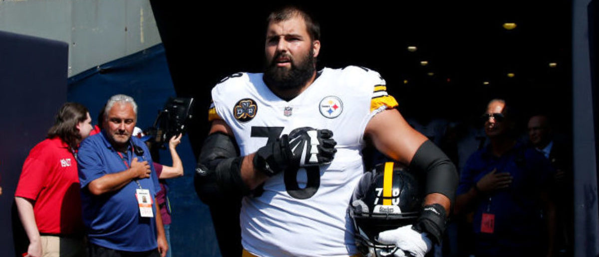 Alejandro Villanueva Recognized Among Top NFL Players From Service Branches  For Memorial Day - Steelers Depot