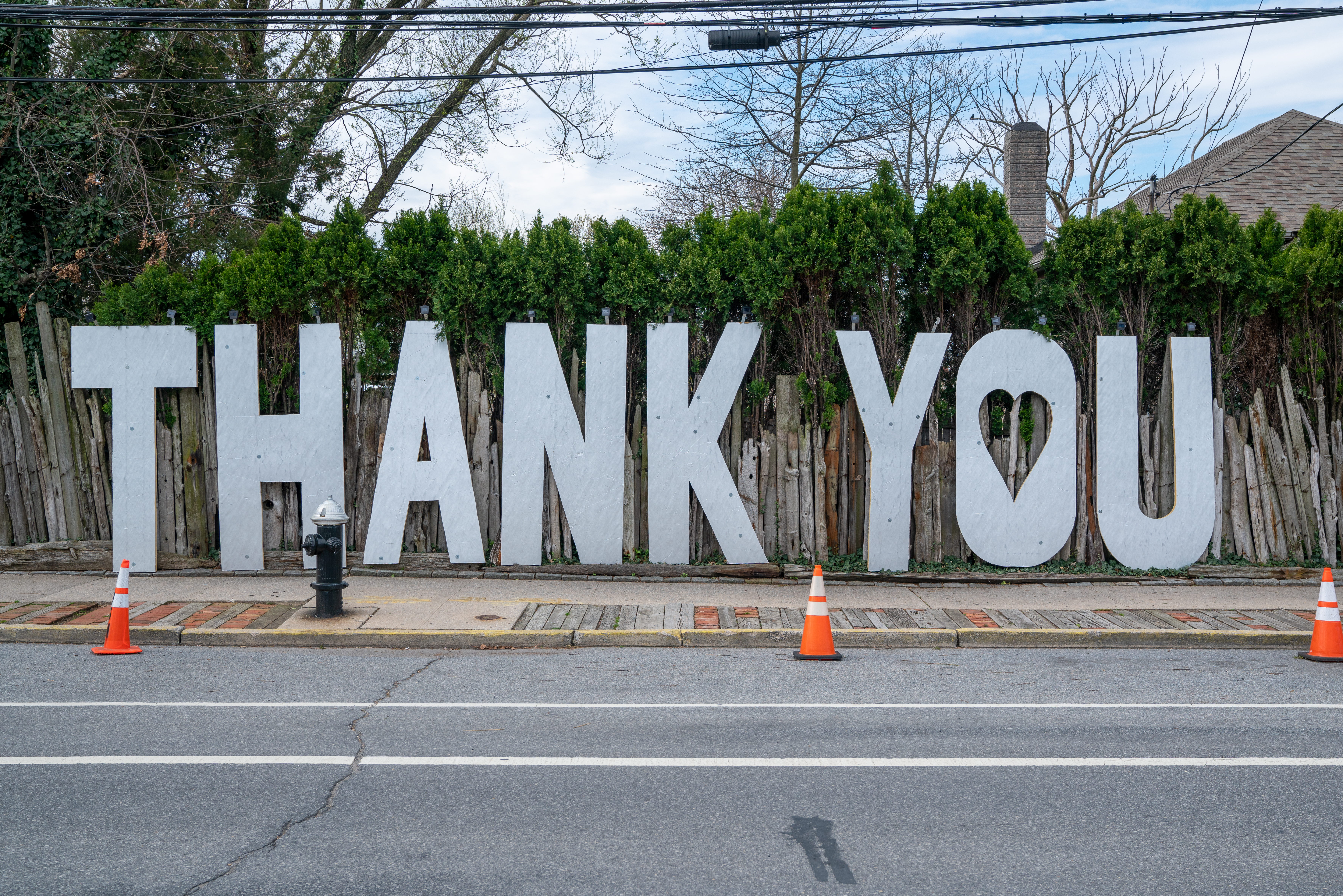 A sign thanking medical workers outside of Staten Island University Hospital on April 15, 2020, in the Staten Island borough of New York City. (Photo by David Dee Delgado/Getty Images)