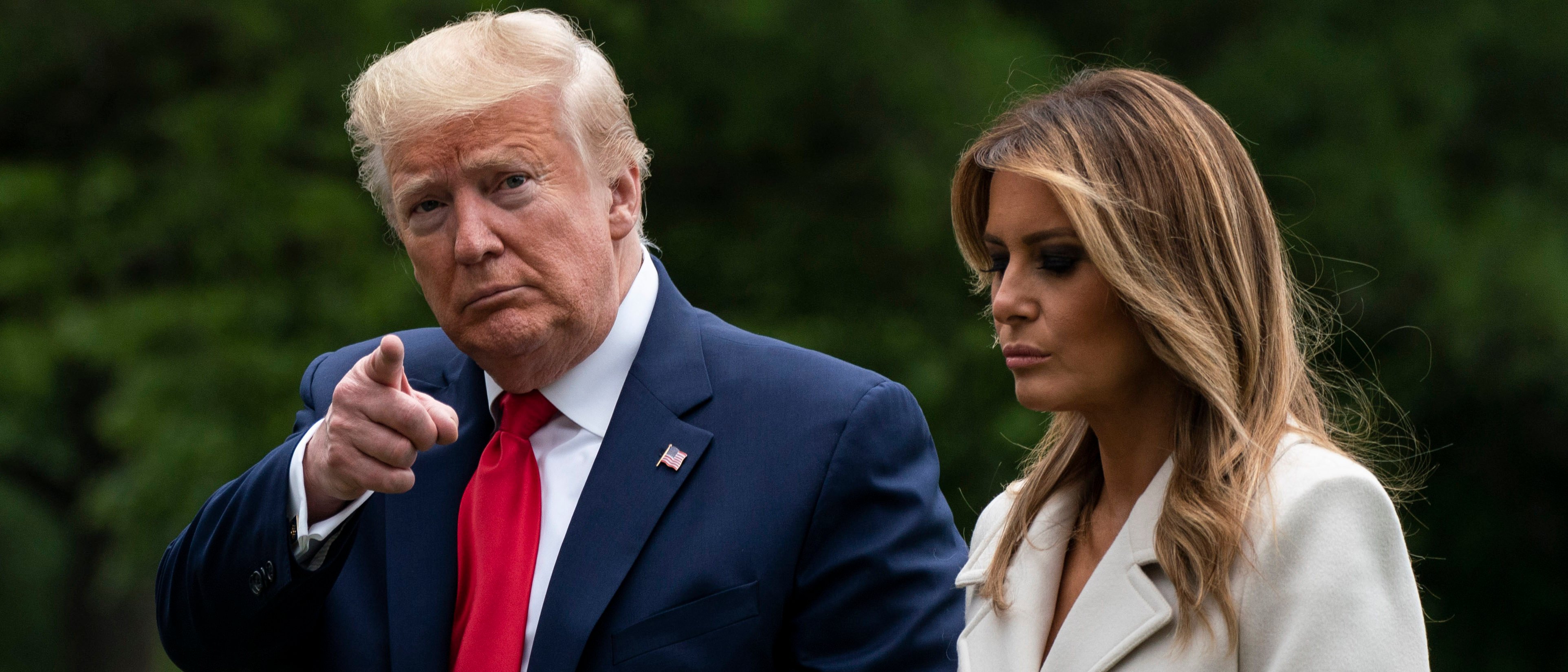 WASHINGTON, DC - MAY 25: U.S. President Donald Trump and first lady Melania Trump arrive to the South Lawn of the White House after a trip to Baltimore, Maryland on May 25, 2020 in Washington, DC. The Trumps attended a Memorial Day ceremony at the Fort McHenry National Monument and Historic Shrine despite objections by Baltimore Mayor Bernard C. Jack Young, whose residents remain under a stay-at-home order due to the coronavirus. (Photo by Sarah Silbiger/Getty Images)