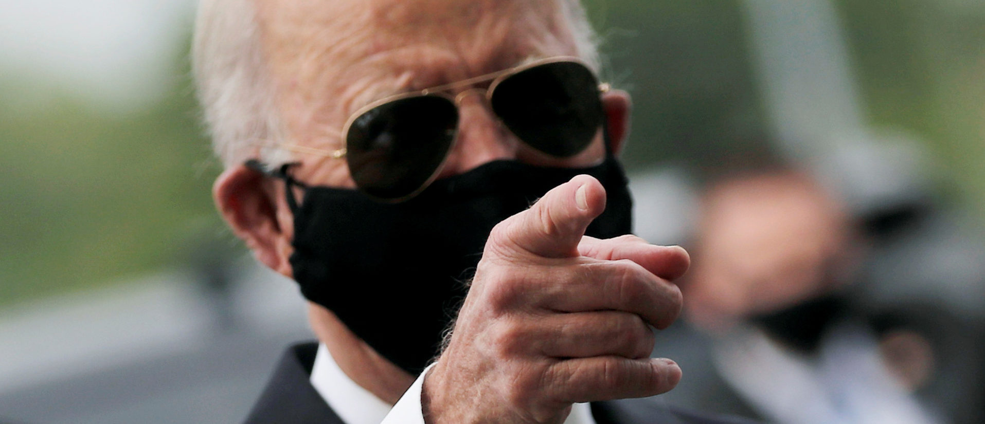 Democratic U.S. presidential candidate and former Vice President Joe Biden is seen at War Memorial Plaza during Memorial Day, amid the outbreak of the coronavirus disease (COVID-19), in New Castle, Delaware, U.S. May 25, 2020. REUTERS/Carlos Barria