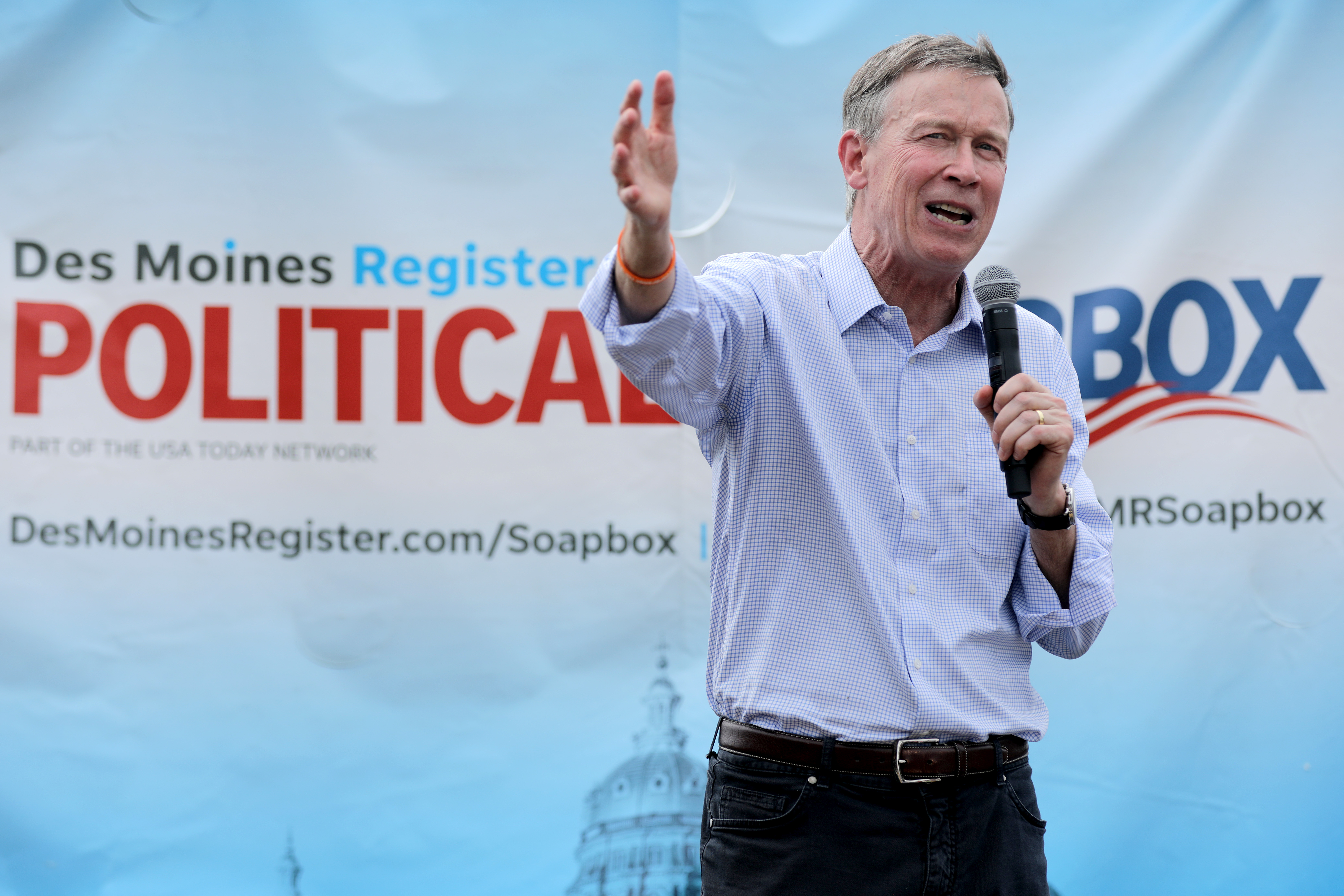 DES MOINES, IOWA - AUGUST 10: Democratic presidential candidate and former Colorado Governor John Hickenlooper delivers a 20-minute campaign speech at the Des Moines Register Political Soapbox at the Iowa State Fair August 10, 2019 in Des Moines, Iowa. Twenty-two of the 23 politicians seeking the Democratic Party presidential nomination will be visiting the fair this week, six months ahead of the all-important Iowa caucuses. (Photo by Chip Somodevilla/Getty Images)