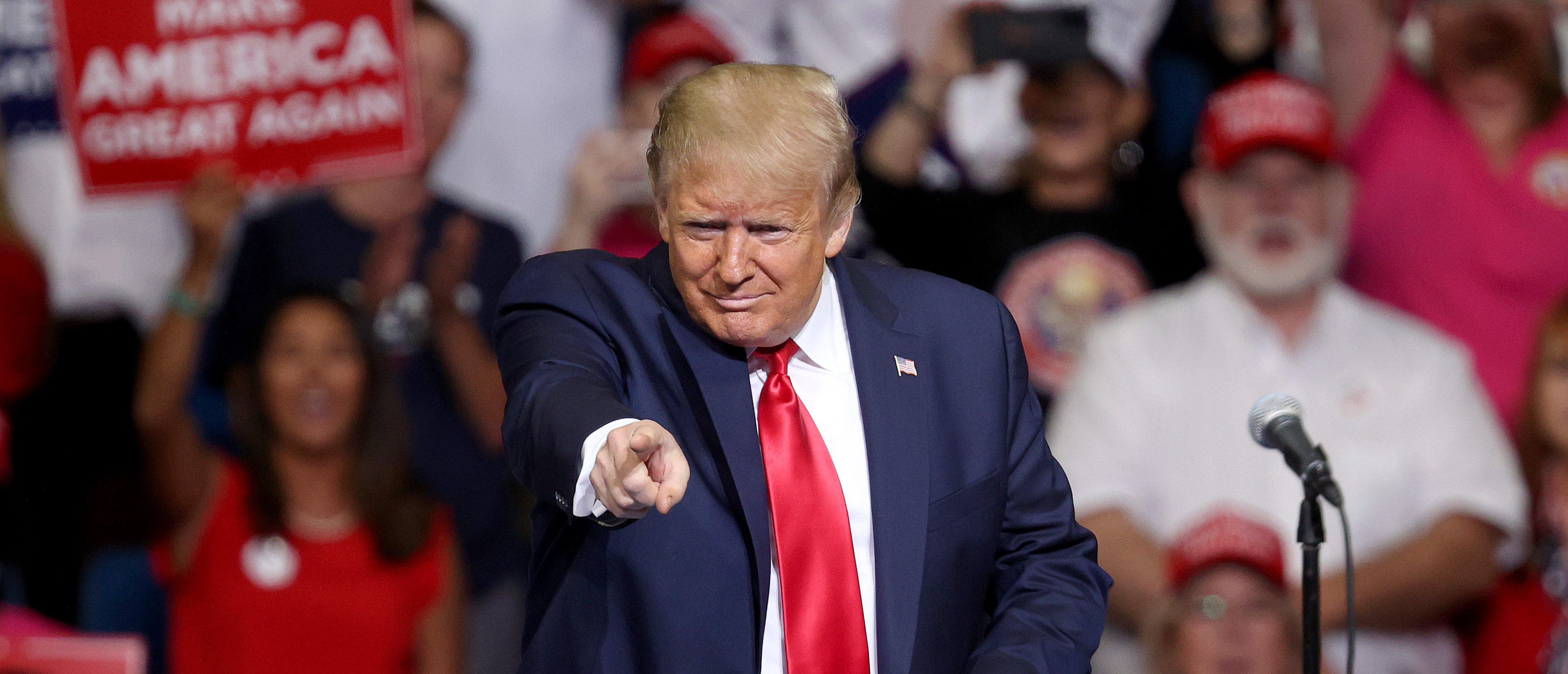TULSA, OKLAHOMA - JUNE 20: U.S. President Donald Trump arrives at a campaign rally at the BOK Center, June 20, 2020 in Tulsa, Oklahoma. Trump is holding his first political rally since the start of the coronavirus pandemic at the BOK Center today while infection rates in the state of Oklahoma continue to rise. (Photo by Win McNamee/Getty Images)