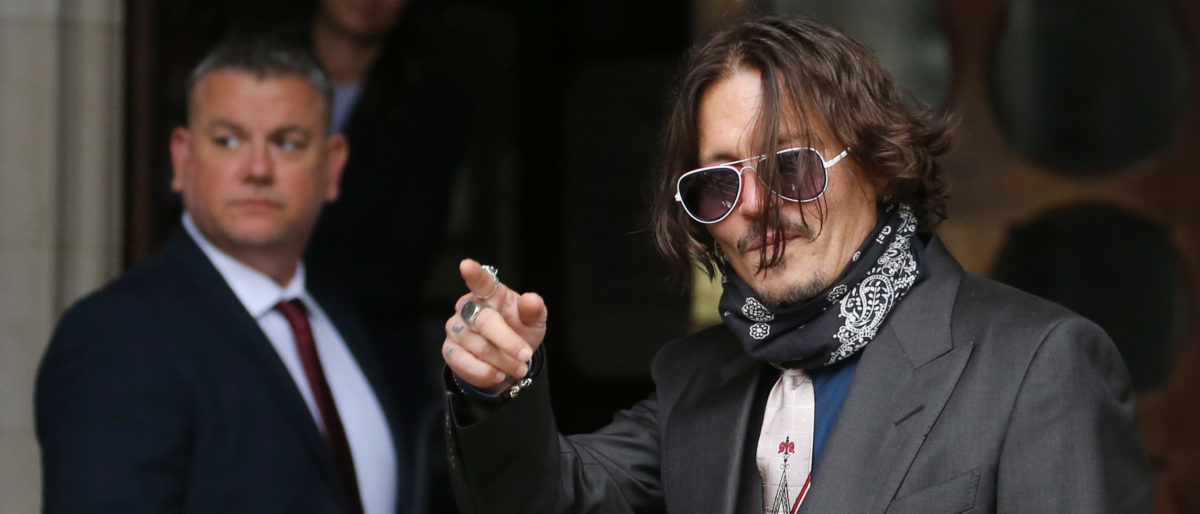 Johnny Depp Reportedly Slapped Amber Heard After She Laughed At His ...