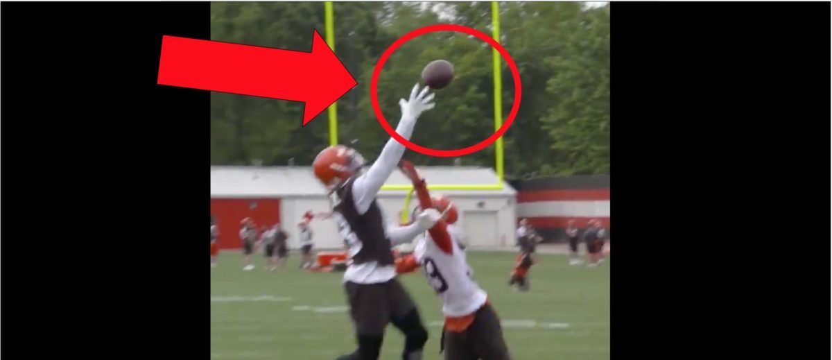 Odell Beckham Jr Catching Ball - Odell Beckham Jr Makes Absurd Catch During Practice The Daily Caller